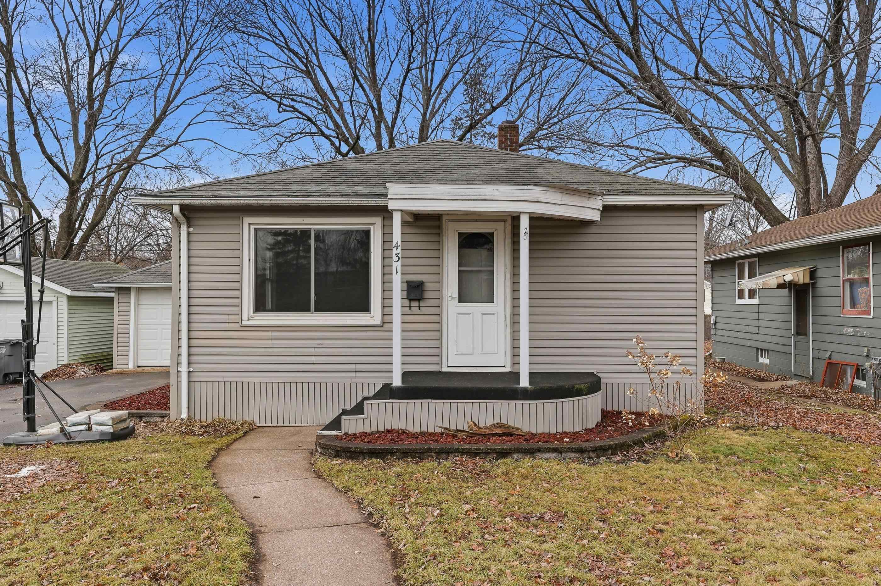 431 8TH AVENUE NORTH, Wisconsin Rapids, Wisconsin 54495, 2 Bedrooms Bedrooms, ,1 BathroomBathrooms,Residential,For Sale,431 8TH AVENUE NORTH,22600666