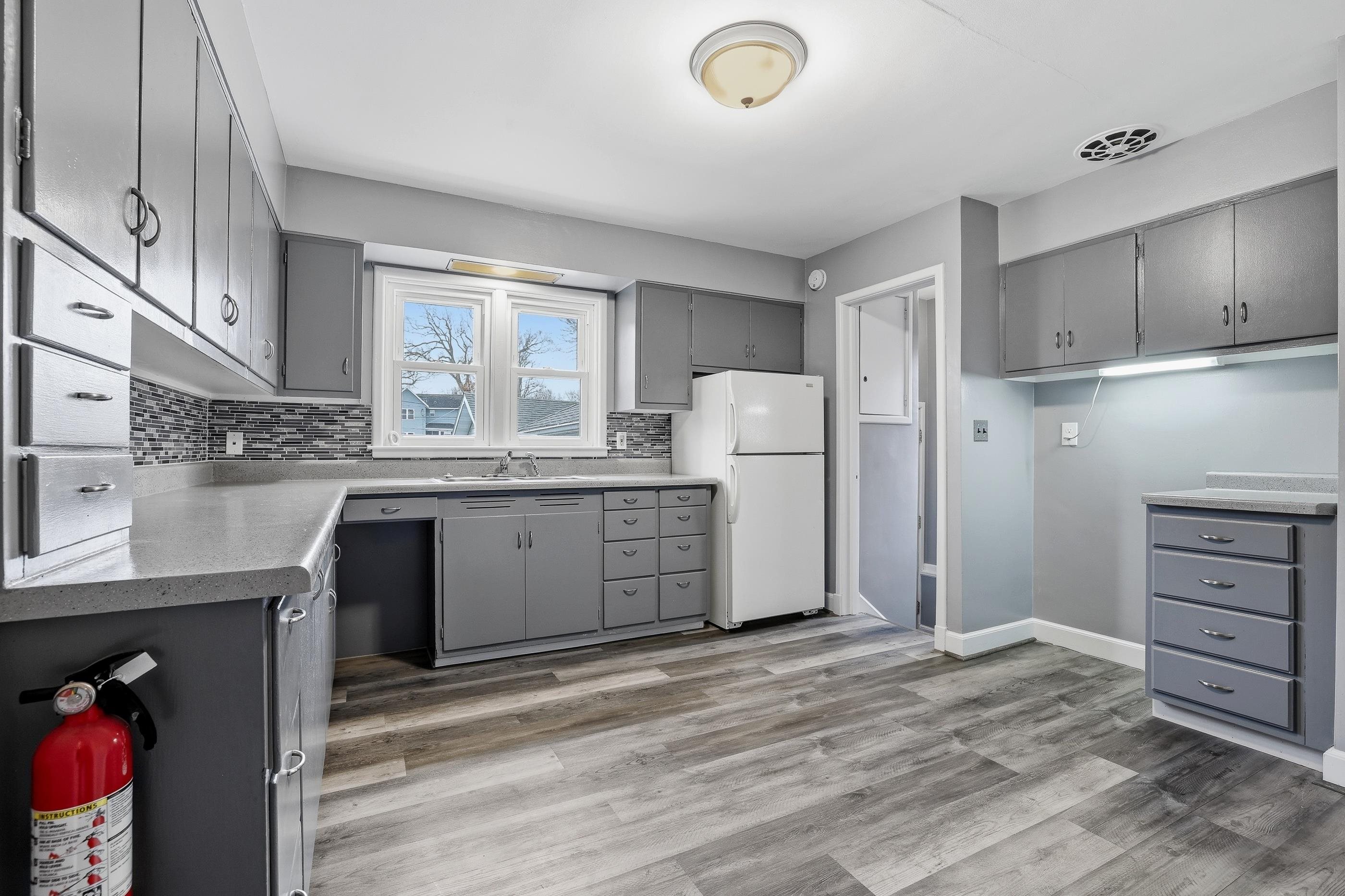 431 8TH AVENUE NORTH, Wisconsin Rapids, Wisconsin 54495, 2 Bedrooms Bedrooms, ,1 BathroomBathrooms,Residential,For Sale,431 8TH AVENUE NORTH,22600666