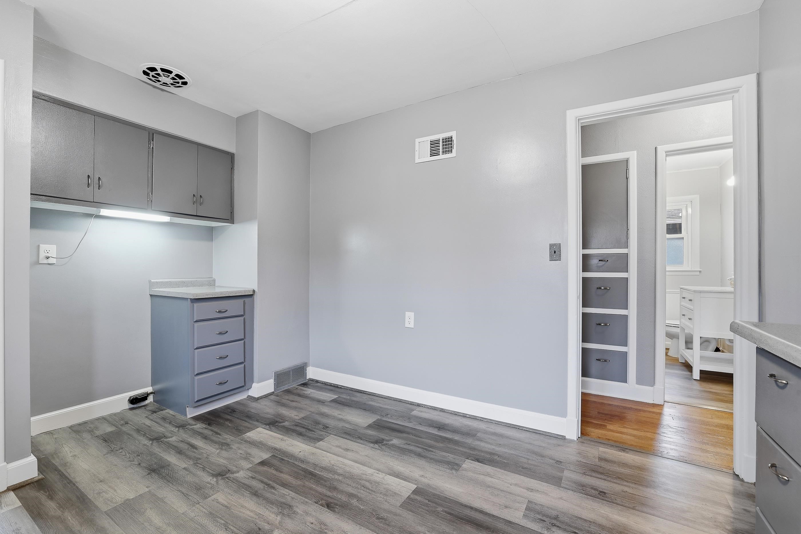 431 8TH AVENUE NORTH, Wisconsin Rapids, Wisconsin 54495, 2 Bedrooms Bedrooms, ,1 BathroomBathrooms,Residential,For Sale,431 8TH AVENUE NORTH,22600666