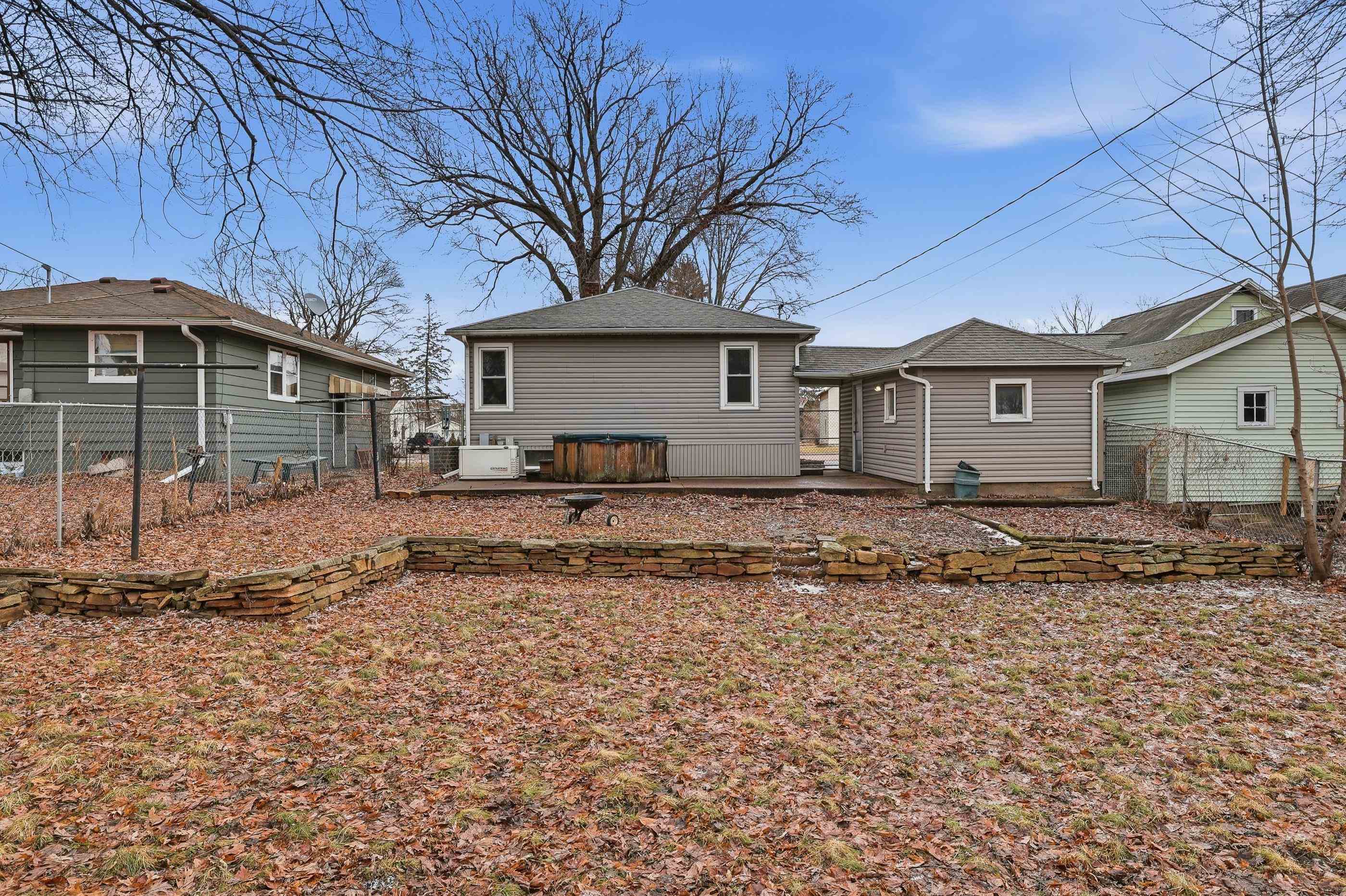 431 8TH AVENUE NORTH, Wisconsin Rapids, Wisconsin 54495, 2 Bedrooms Bedrooms, ,1 BathroomBathrooms,Residential,For Sale,431 8TH AVENUE NORTH,22600666