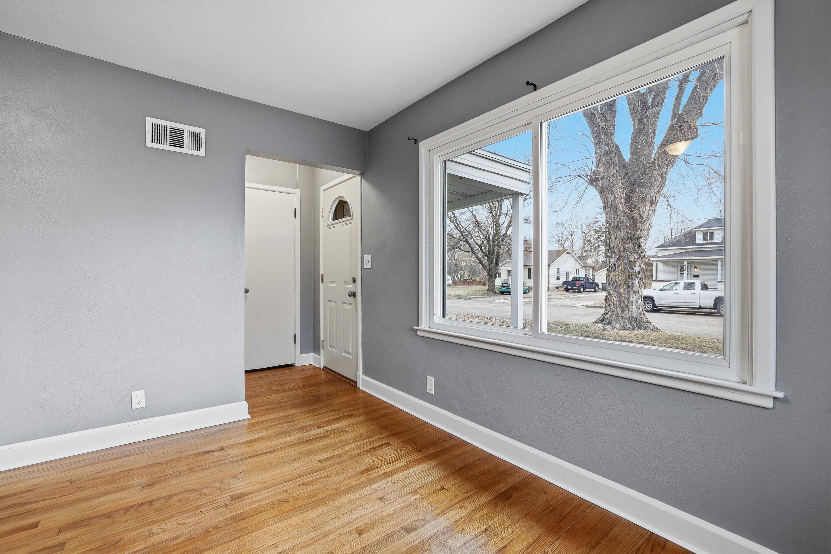 431 8TH AVENUE NORTH, Wisconsin Rapids, Wisconsin 54495, 2 Bedrooms Bedrooms, ,1 BathroomBathrooms,Residential,For Sale,431 8TH AVENUE NORTH,22600666