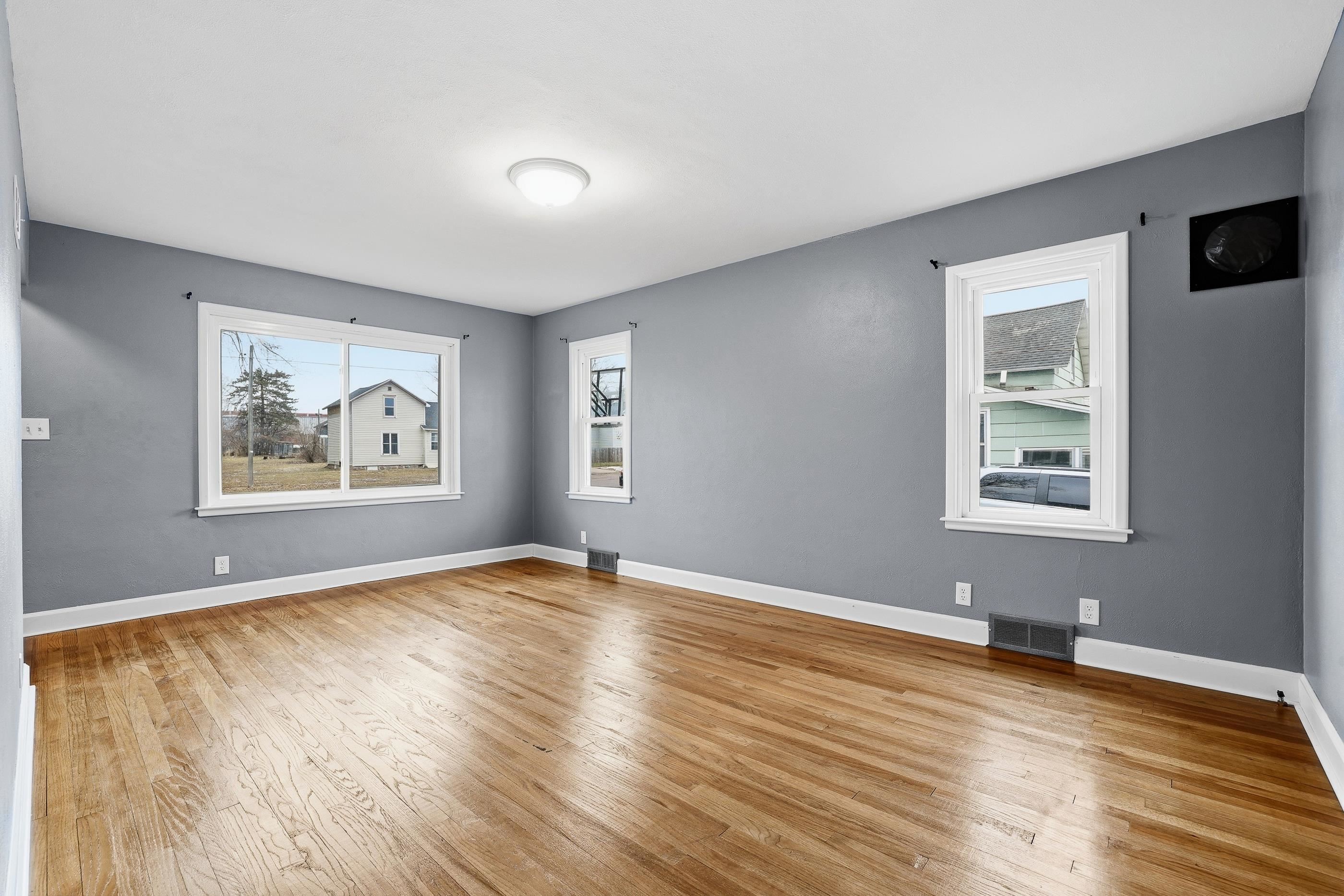 431 8TH AVENUE NORTH, Wisconsin Rapids, Wisconsin 54495, 2 Bedrooms Bedrooms, ,1 BathroomBathrooms,Residential,For Sale,431 8TH AVENUE NORTH,22600666