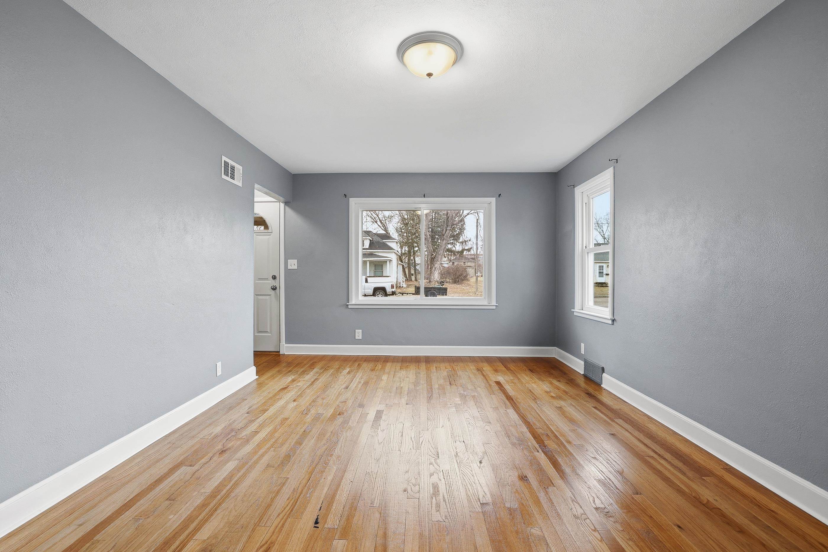 431 8TH AVENUE NORTH, Wisconsin Rapids, Wisconsin 54495, 2 Bedrooms Bedrooms, ,1 BathroomBathrooms,Residential,For Sale,431 8TH AVENUE NORTH,22600666