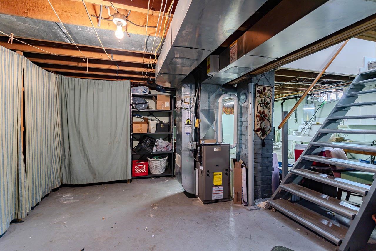 833 ROSS AVENUE, Wausau, Wisconsin 54403, 3 Bedrooms Bedrooms, ,1 BathroomBathrooms,Residential,For Sale,833 ROSS AVENUE,22600670