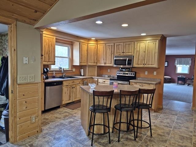 7237 COUNTY ROAD V, Marshfield, Wisconsin 54449, 3 Bedrooms Bedrooms, ,1 BathroomBathrooms,Residential,For Sale,7237 COUNTY ROAD V,22600671