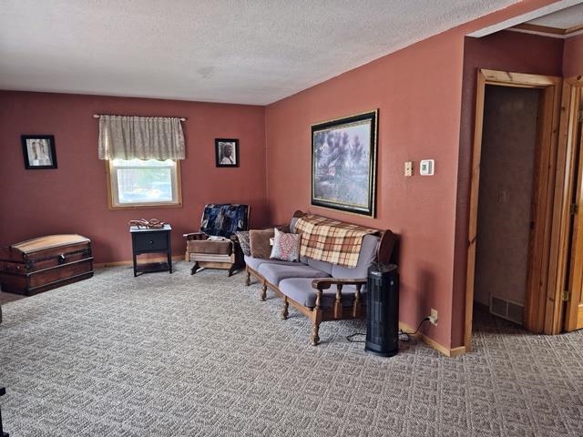 7237 COUNTY ROAD V, Marshfield, Wisconsin 54449, 3 Bedrooms Bedrooms, ,1 BathroomBathrooms,Residential,For Sale,7237 COUNTY ROAD V,22600671