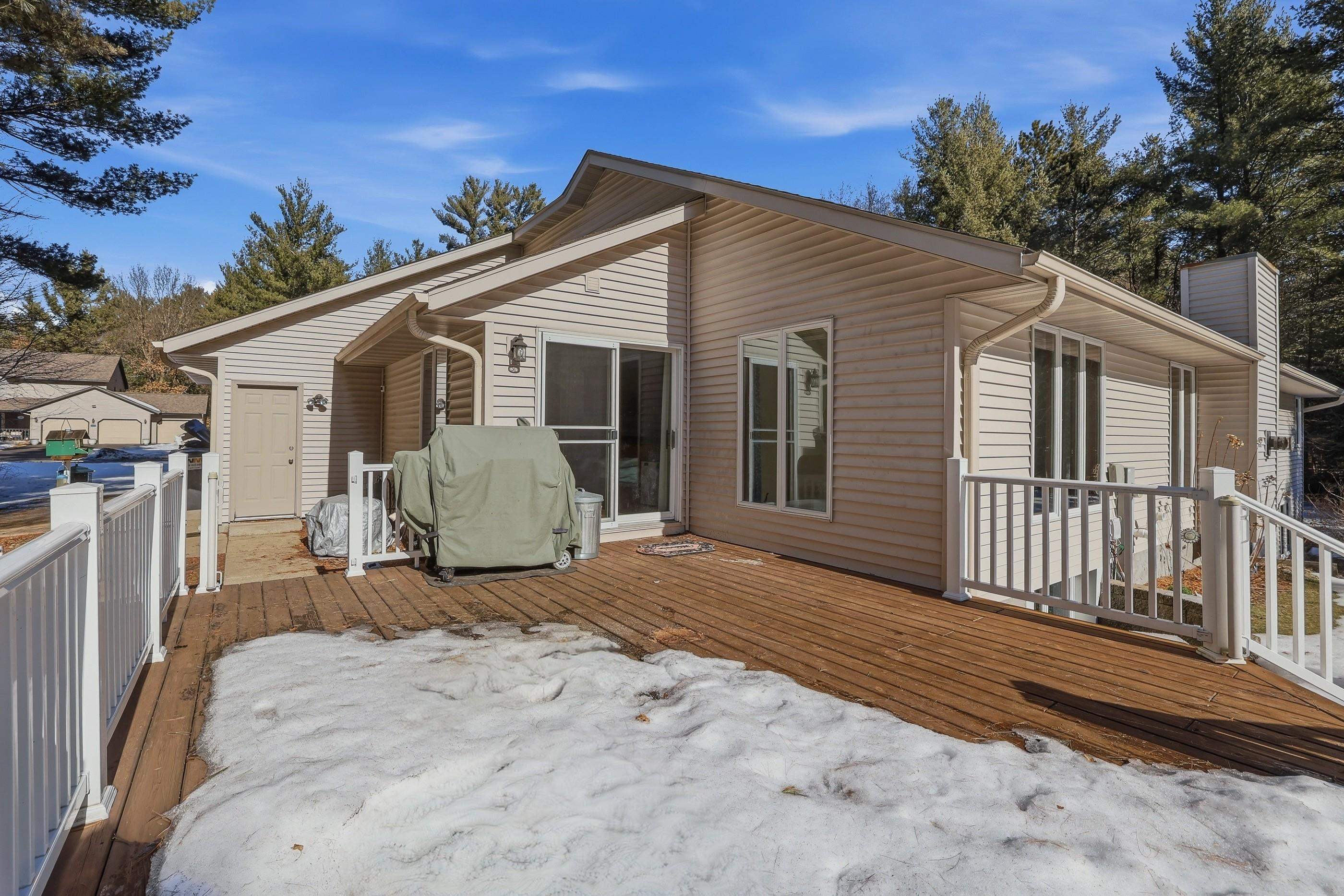 4520 BLACK FOREST DRIVE, Wisconsin Rapids, Wisconsin 54494, 5 Bedrooms Bedrooms, ,3 BathroomsBathrooms,Residential,For Sale,4520 BLACK FOREST DRIVE,22600675