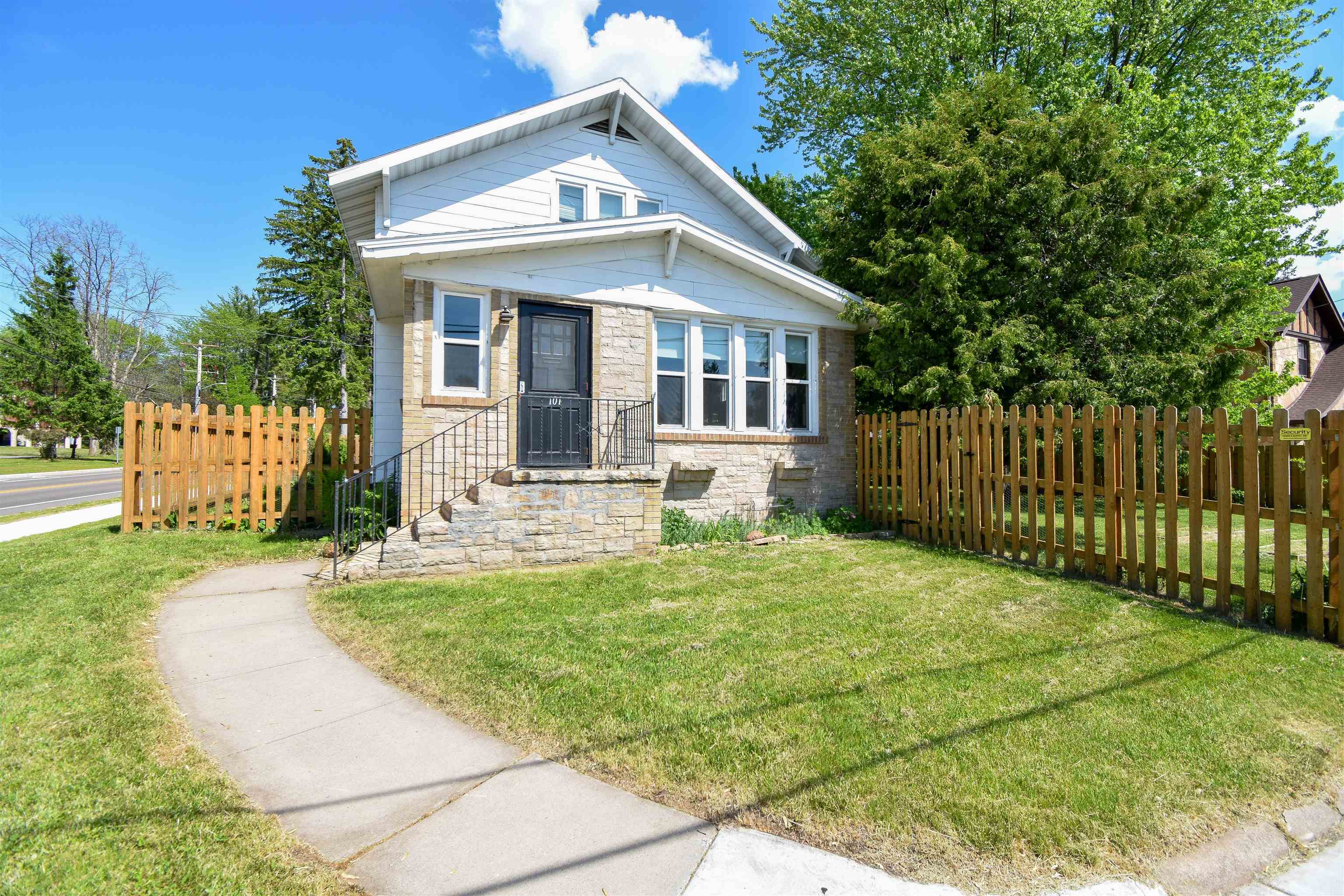 101 UNION STREET, Stevens Point, Wisconsin 54481, 3 Bedrooms Bedrooms, ,1 BathroomBathrooms,Residential,For Sale,101 UNION STREET,22600677
