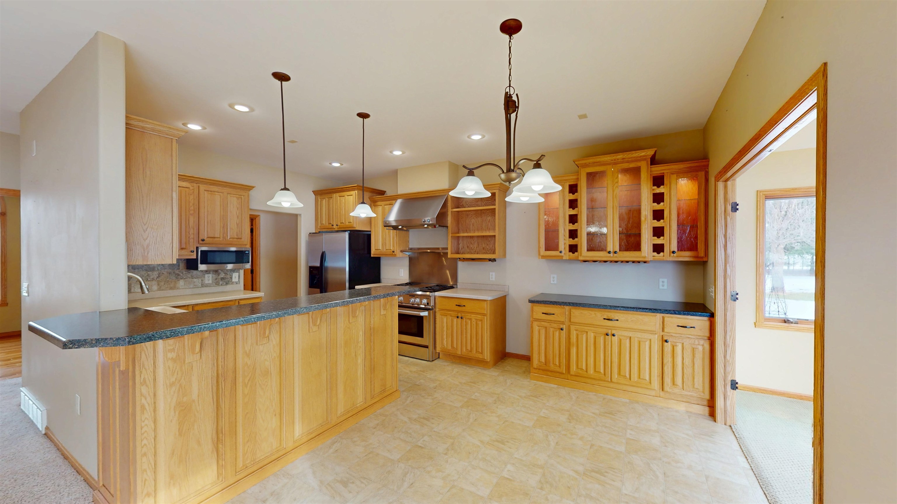 111133 MANN STREET, Marshfield, Wisconsin 54449, 3 Bedrooms Bedrooms, ,3 BathroomsBathrooms,Residential,For Sale,111133 MANN STREET,22600681