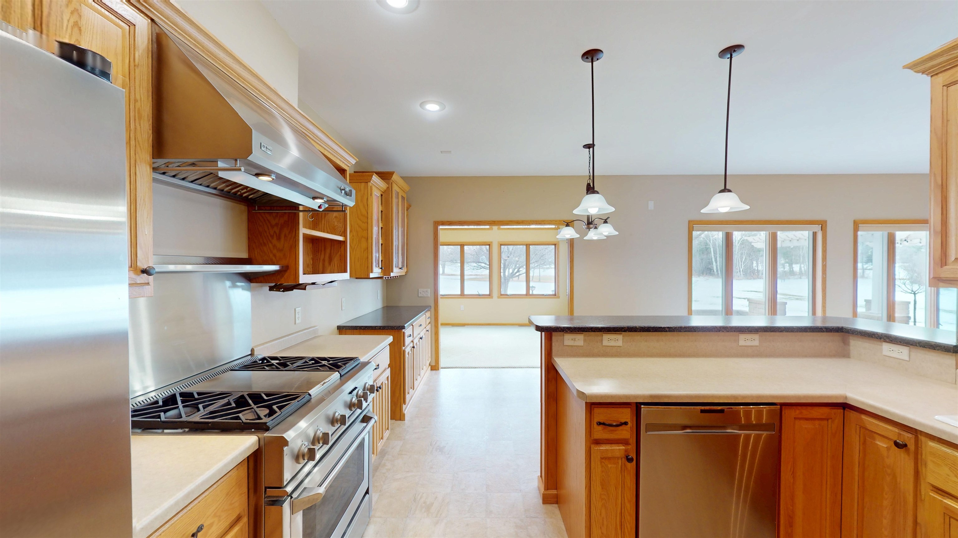 111133 MANN STREET, Marshfield, Wisconsin 54449, 3 Bedrooms Bedrooms, ,3 BathroomsBathrooms,Residential,For Sale,111133 MANN STREET,22600681