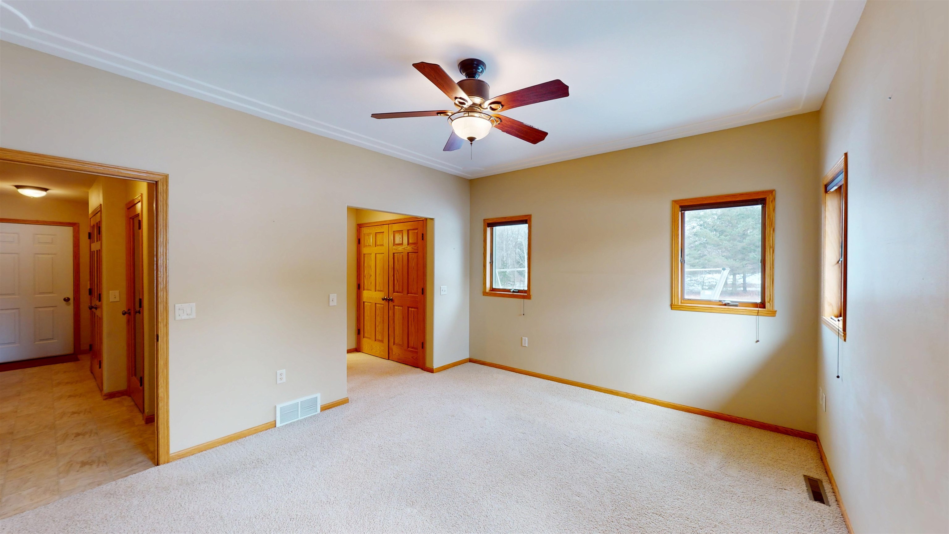 111133 MANN STREET, Marshfield, Wisconsin 54449, 3 Bedrooms Bedrooms, ,3 BathroomsBathrooms,Residential,For Sale,111133 MANN STREET,22600681