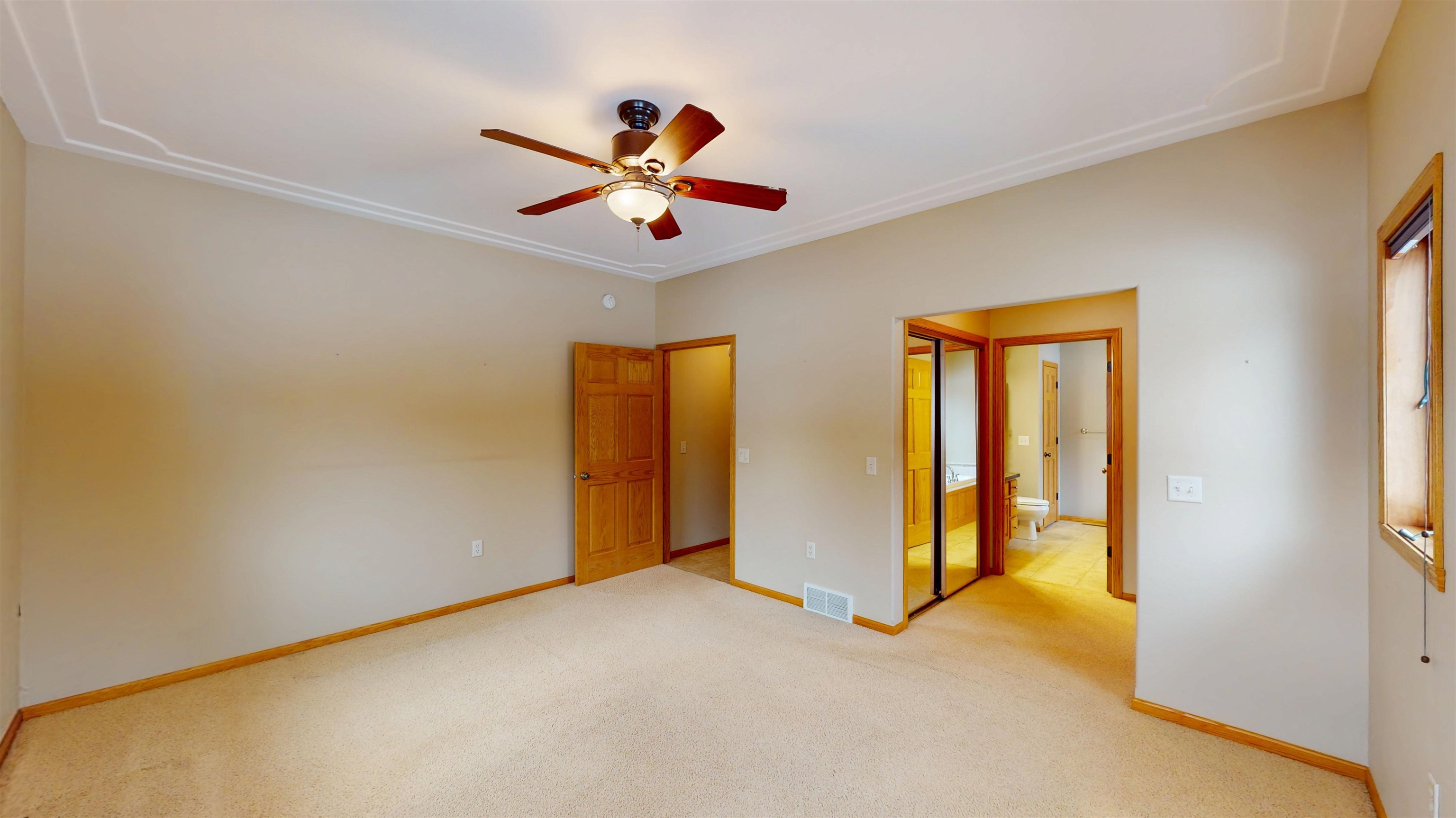 111133 MANN STREET, Marshfield, Wisconsin 54449, 3 Bedrooms Bedrooms, ,3 BathroomsBathrooms,Residential,For Sale,111133 MANN STREET,22600681