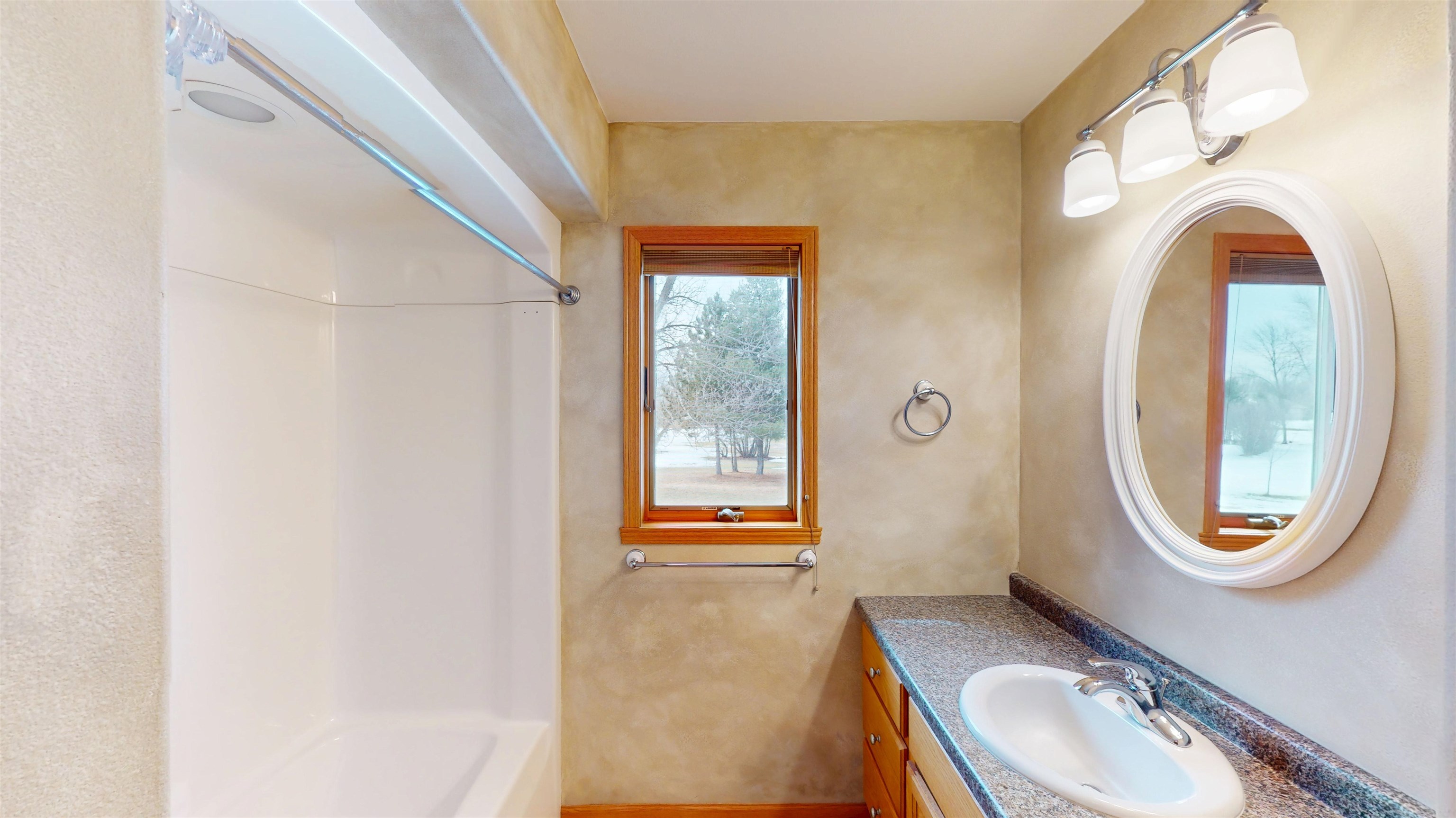 111133 MANN STREET, Marshfield, Wisconsin 54449, 3 Bedrooms Bedrooms, ,3 BathroomsBathrooms,Residential,For Sale,111133 MANN STREET,22600681