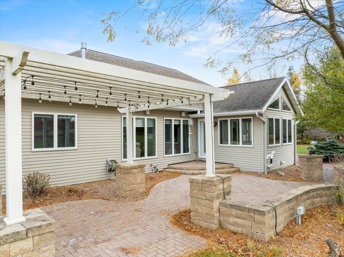 111133 MANN STREET, Marshfield, Wisconsin 54449, 3 Bedrooms Bedrooms, ,3 BathroomsBathrooms,Residential,For Sale,111133 MANN STREET,22600681