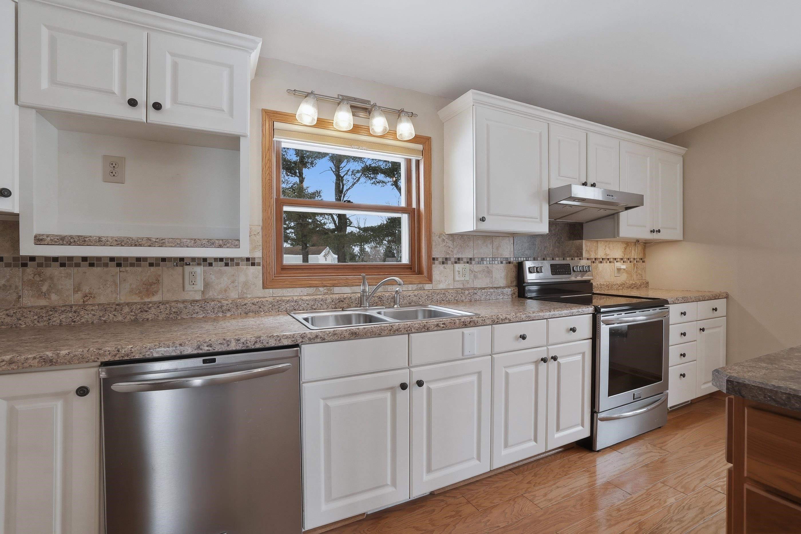 112186 DRAGONFLY ROAD, MCMILLAN, Wisconsin 54449, 5 Bedrooms Bedrooms, ,3 BathroomsBathrooms,Residential,For Sale,112186 DRAGONFLY ROAD,22600685