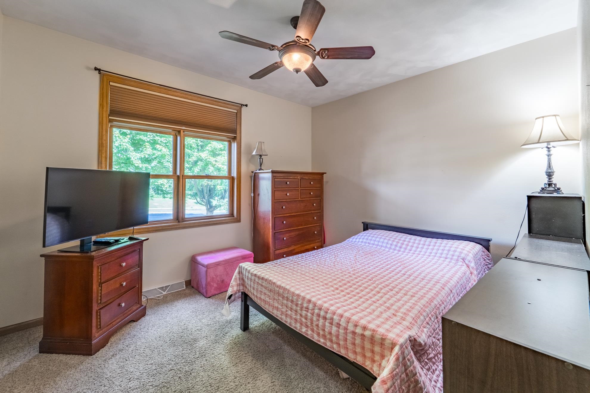 316 INDEPENDENCE LANE, Wausau, Wisconsin 54403, 5 Bedrooms Bedrooms, ,3 BathroomsBathrooms,Residential,For Sale,316 INDEPENDENCE LANE,22600686