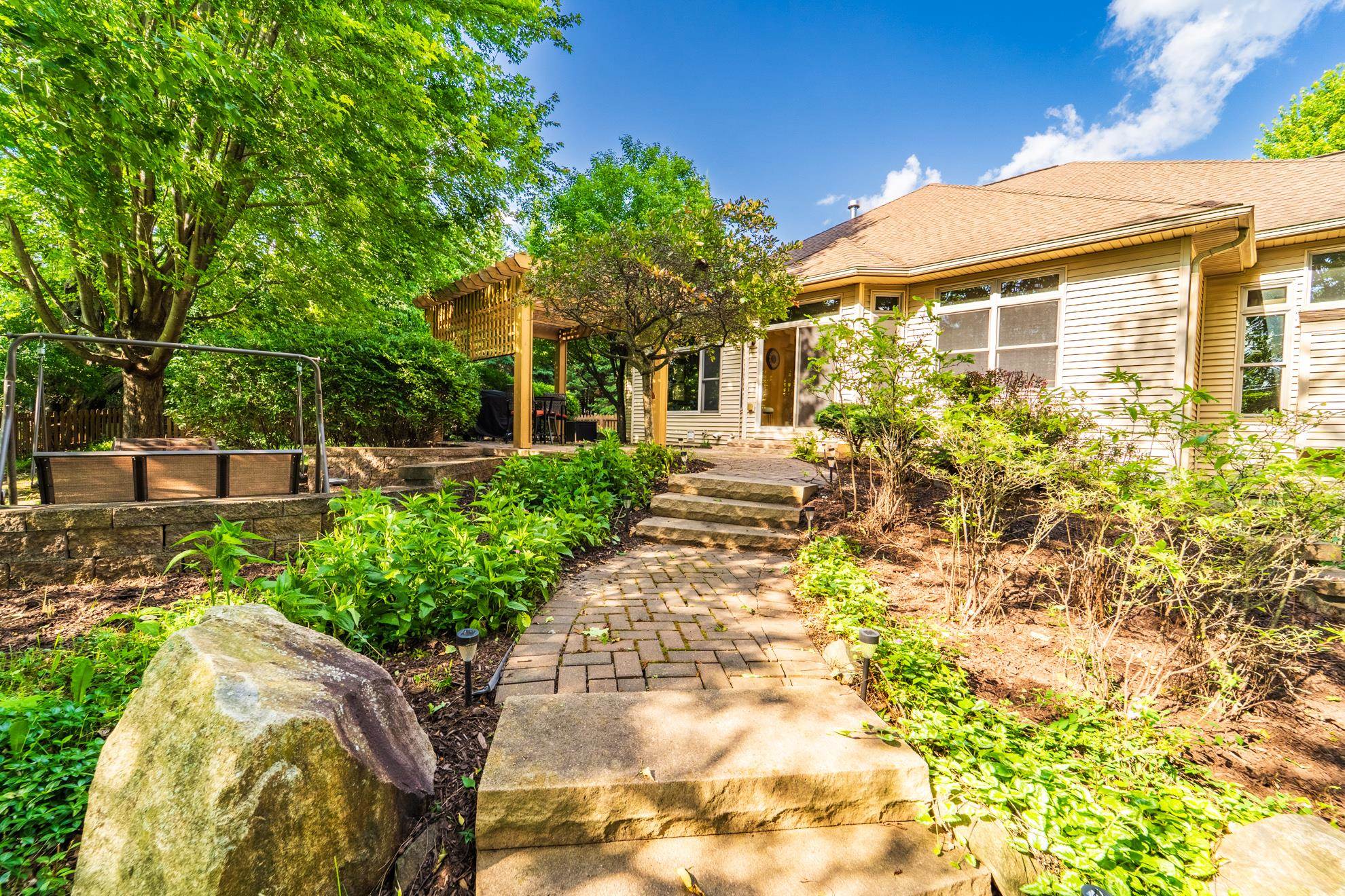 316 INDEPENDENCE LANE, Wausau, Wisconsin 54403, 5 Bedrooms Bedrooms, ,3 BathroomsBathrooms,Residential,For Sale,316 INDEPENDENCE LANE,22600686