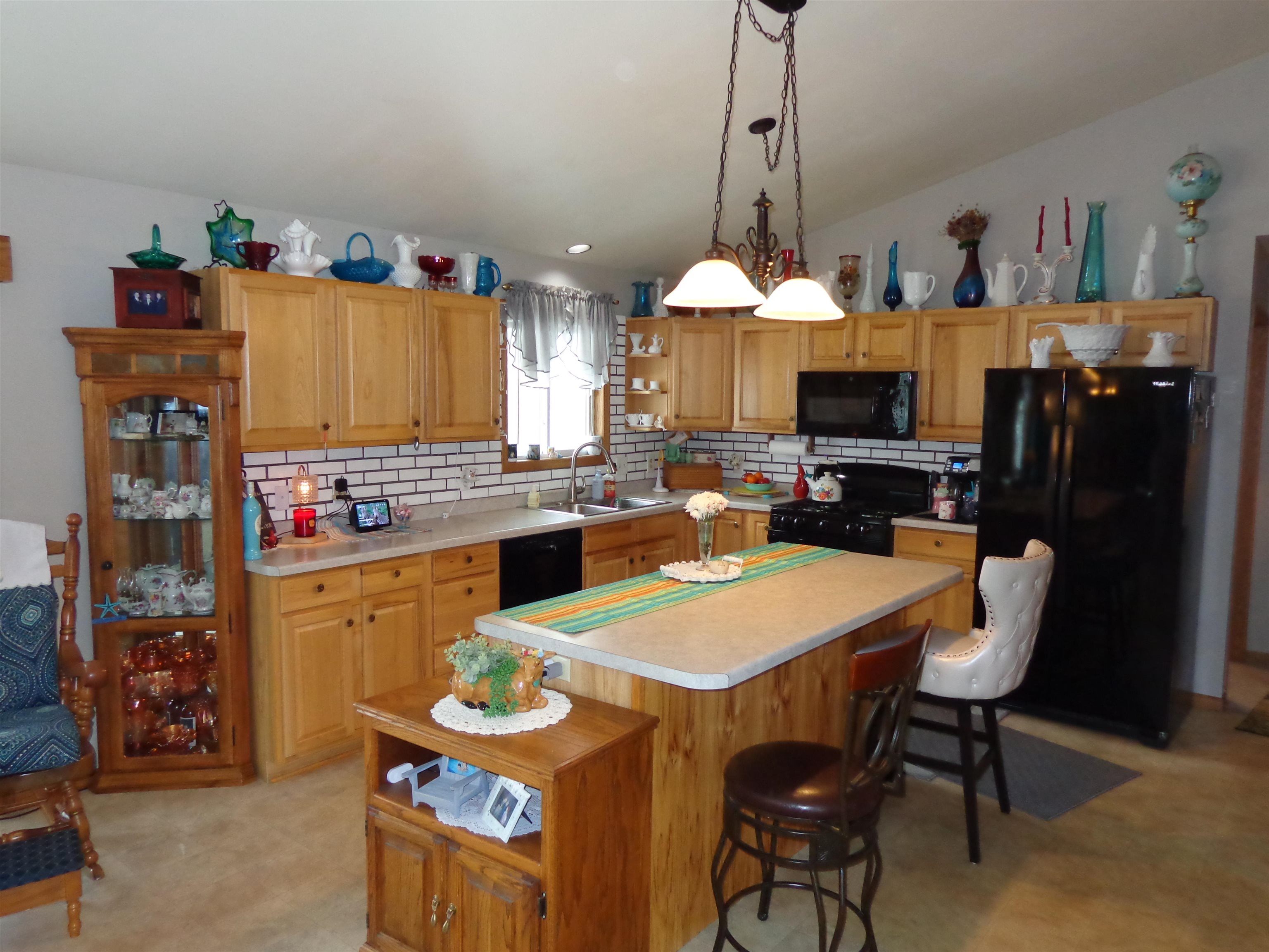 2110 E BREEZEWOOD COURT, Plover, Wisconsin 54467, 5 Bedrooms Bedrooms, ,3 BathroomsBathrooms,Residential,For Sale,2110 E BREEZEWOOD COURT,22600687