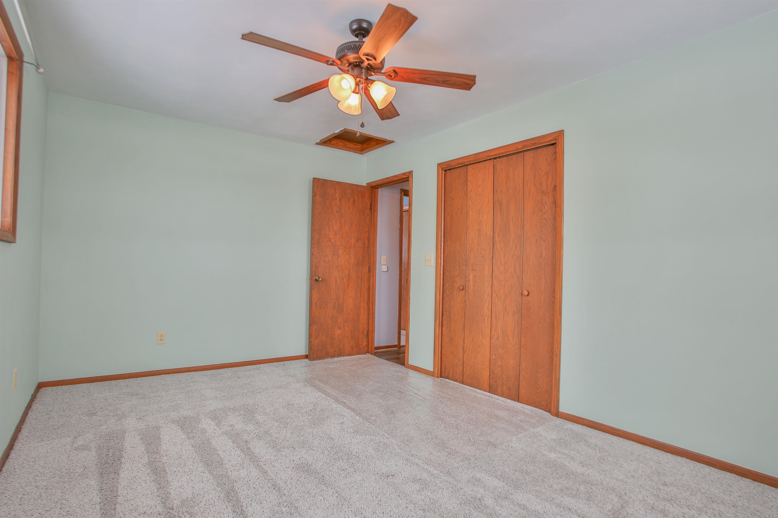 1005 5TH STREET, Marathon, Wisconsin 54448, 3 Bedrooms Bedrooms, ,2 BathroomsBathrooms,Residential,For Sale,1005 5TH STREET,22600691