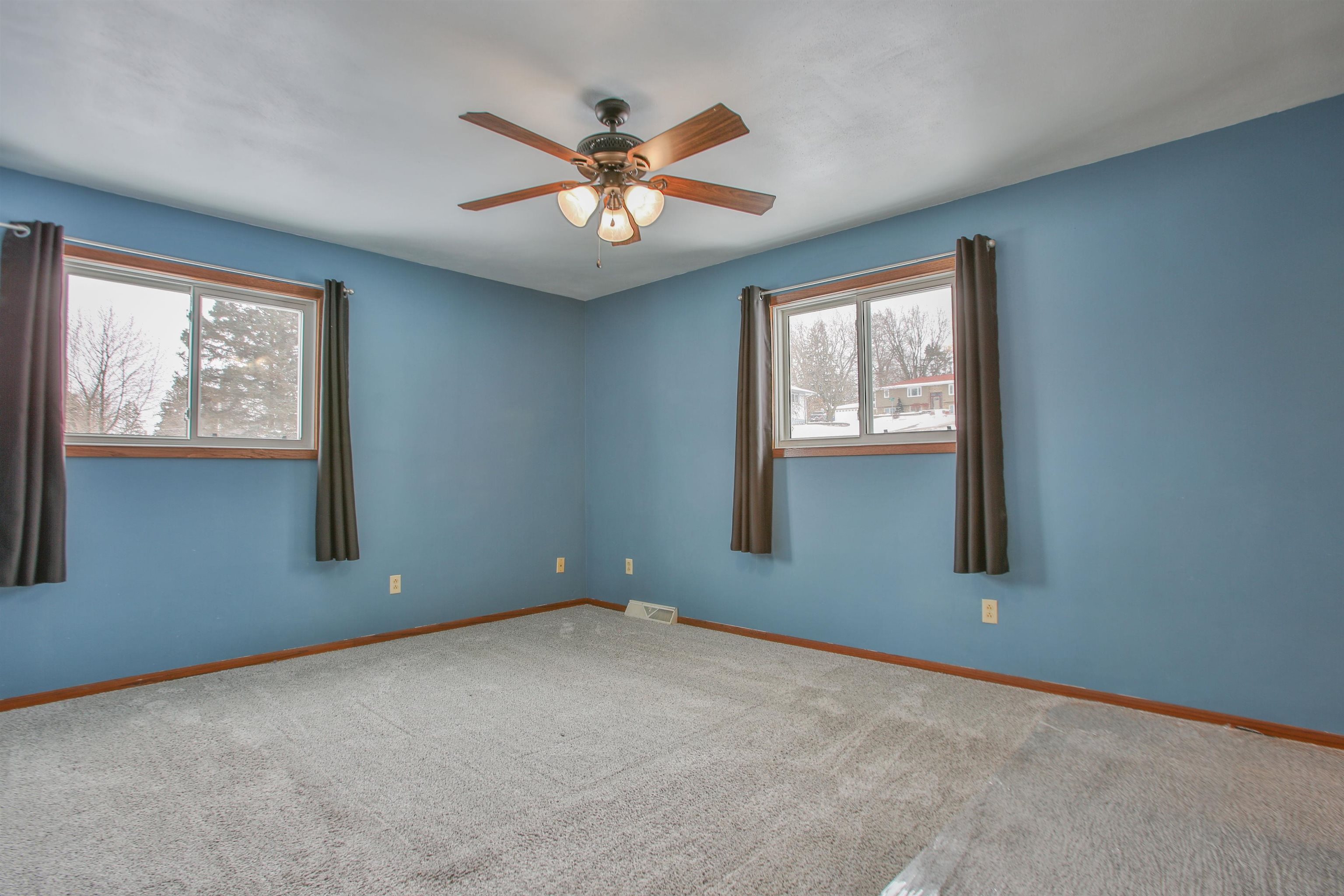 1005 5TH STREET, Marathon, Wisconsin 54448, 3 Bedrooms Bedrooms, ,2 BathroomsBathrooms,Residential,For Sale,1005 5TH STREET,22600691