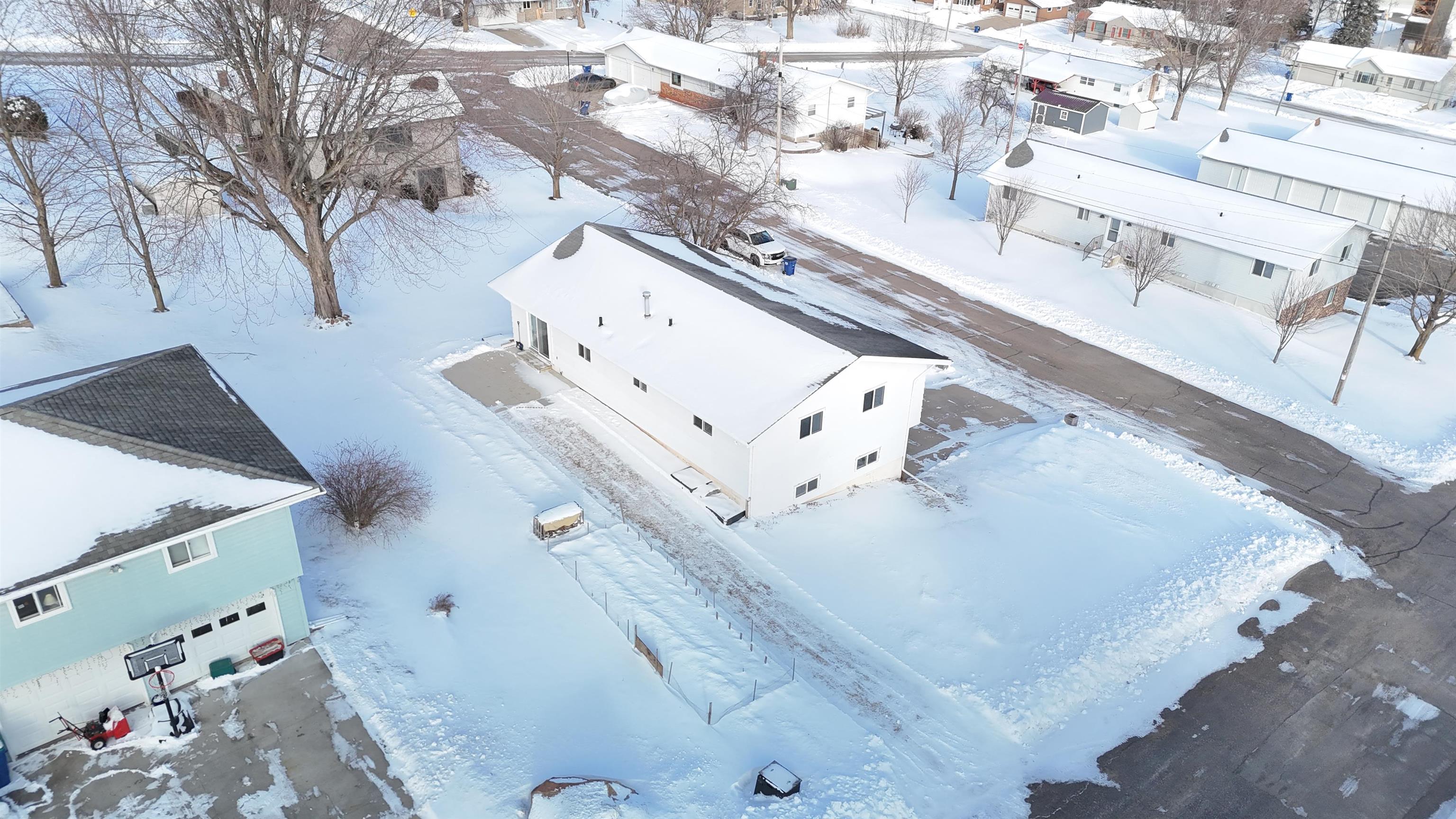 1005 5TH STREET, Marathon, Wisconsin 54448, 3 Bedrooms Bedrooms, ,2 BathroomsBathrooms,Residential,For Sale,1005 5TH STREET,22600691