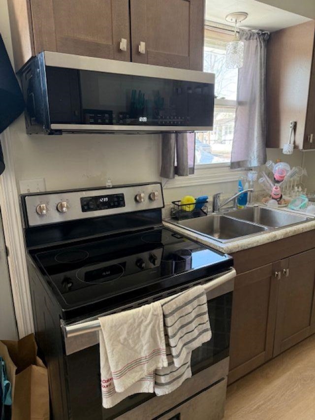 137 EDWARDS STREET, Wausau, Wisconsin 54401, 2 Bedrooms Bedrooms, ,1 BathroomBathrooms,Residential,For Sale,137 EDWARDS STREET,22600696