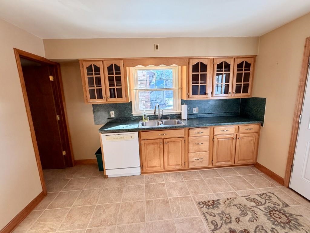 709 KENT STREET, Wausau, Wisconsin 54403, 3 Bedrooms Bedrooms, ,1 BathroomBathrooms,Residential,For Sale,709 KENT STREET,22600698