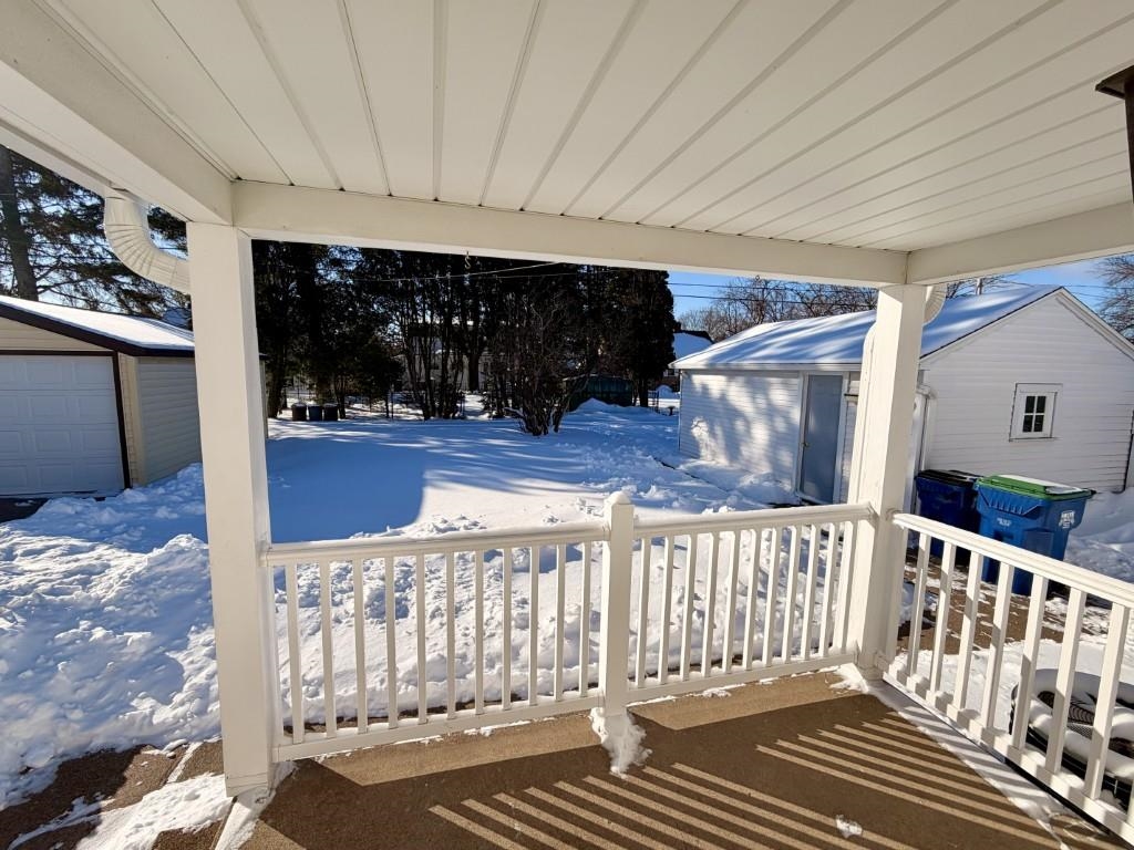 709 KENT STREET, Wausau, Wisconsin 54403, 3 Bedrooms Bedrooms, ,1 BathroomBathrooms,Residential,For Sale,709 KENT STREET,22600698