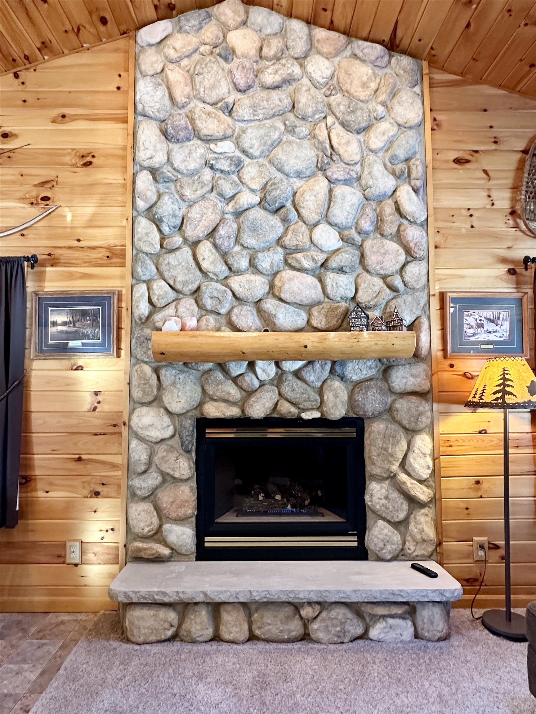 N11914 ORIOLE LANE, Elcho, Wisconsin 54428, 2 Bedrooms Bedrooms, ,2 BathroomsBathrooms,Residential,For Sale,N11914 ORIOLE LANE,22600699