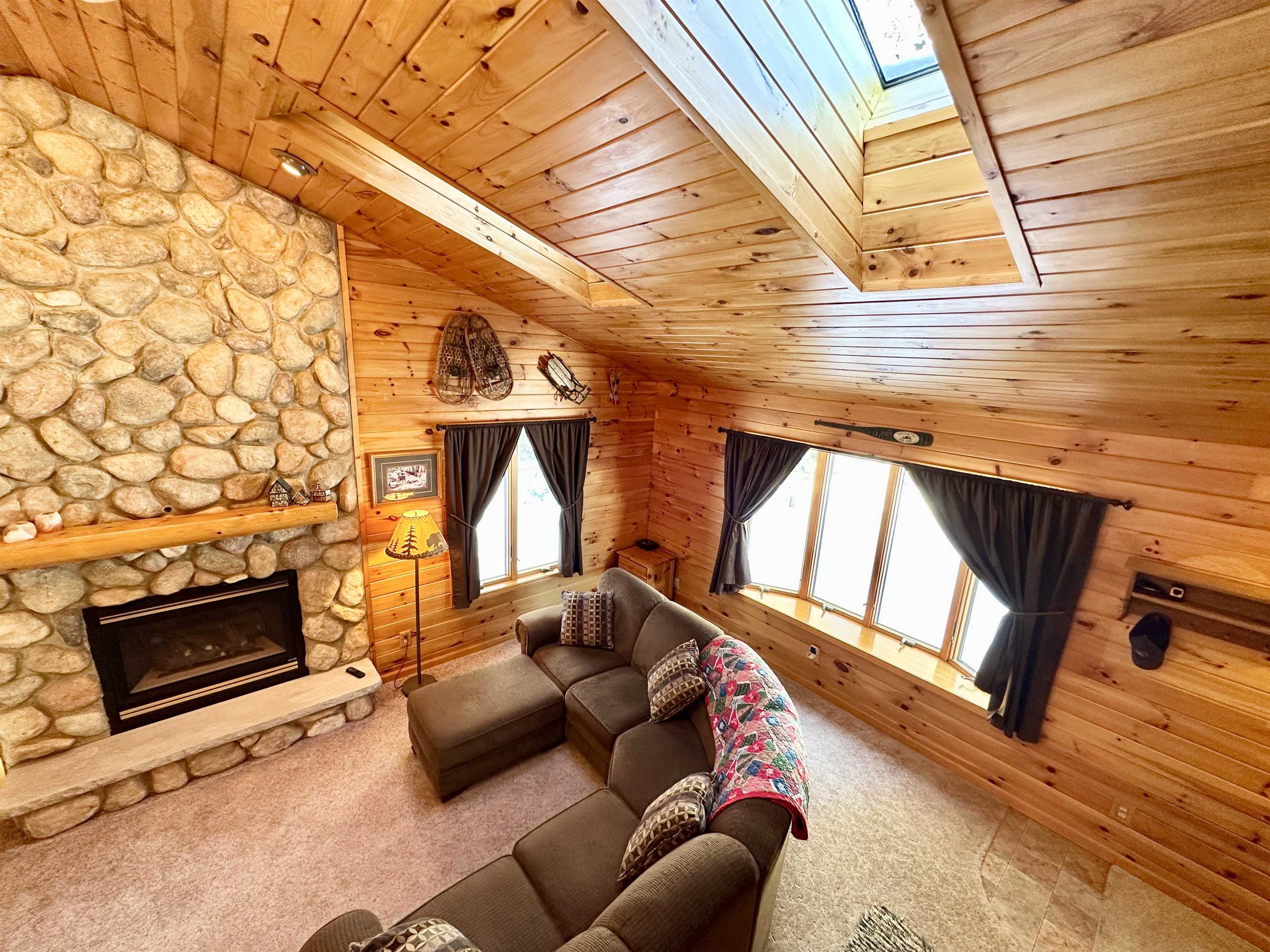 N11914 ORIOLE LANE, Elcho, Wisconsin 54428, 2 Bedrooms Bedrooms, ,2 BathroomsBathrooms,Residential,For Sale,N11914 ORIOLE LANE,22600699