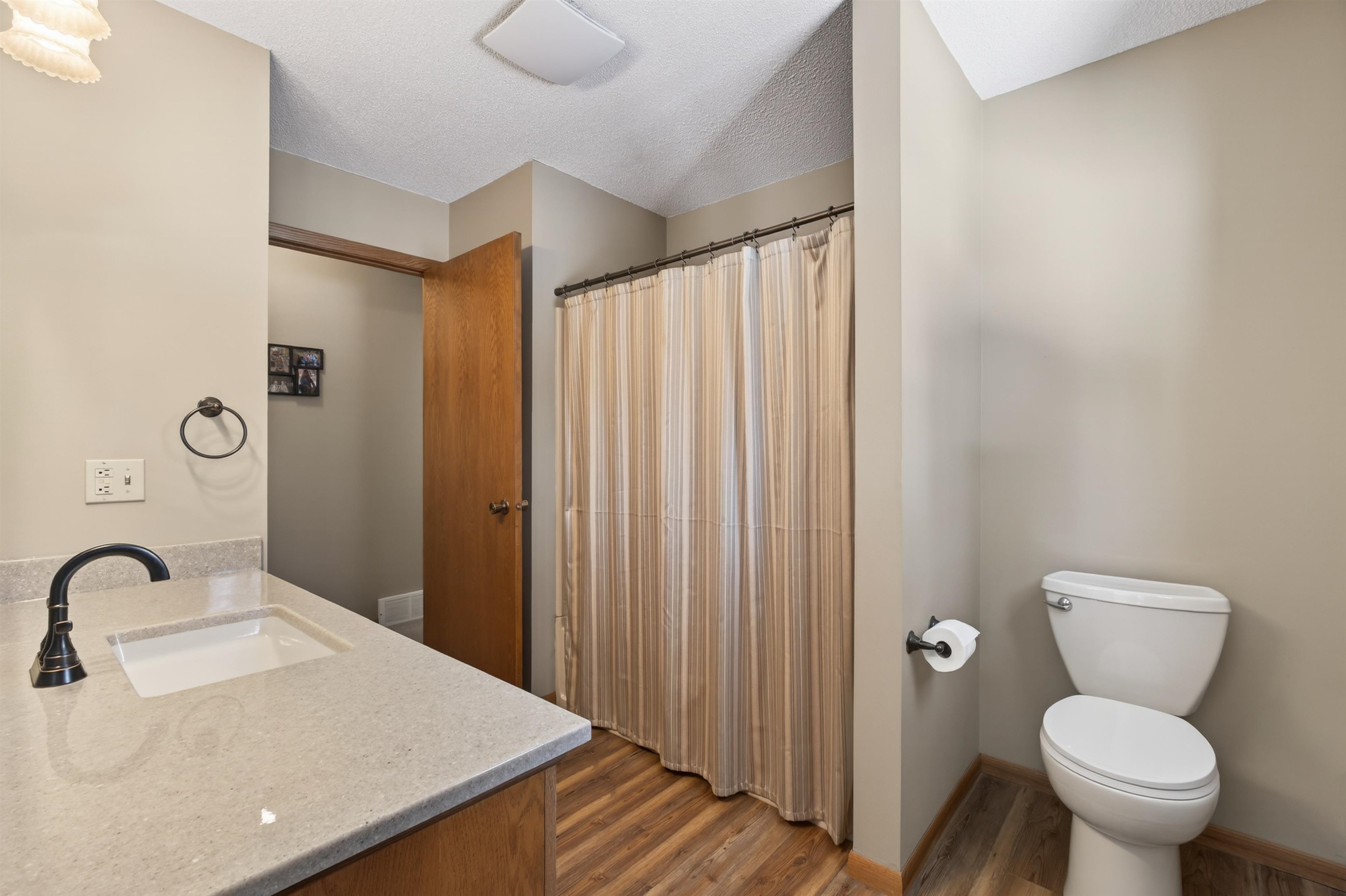 410 20TH STREET NORTH, Wisconsin Rapids, Wisconsin 54494, 3 Bedrooms Bedrooms, ,1 BathroomBathrooms,Residential,For Sale,410 20TH STREET NORTH,22600700