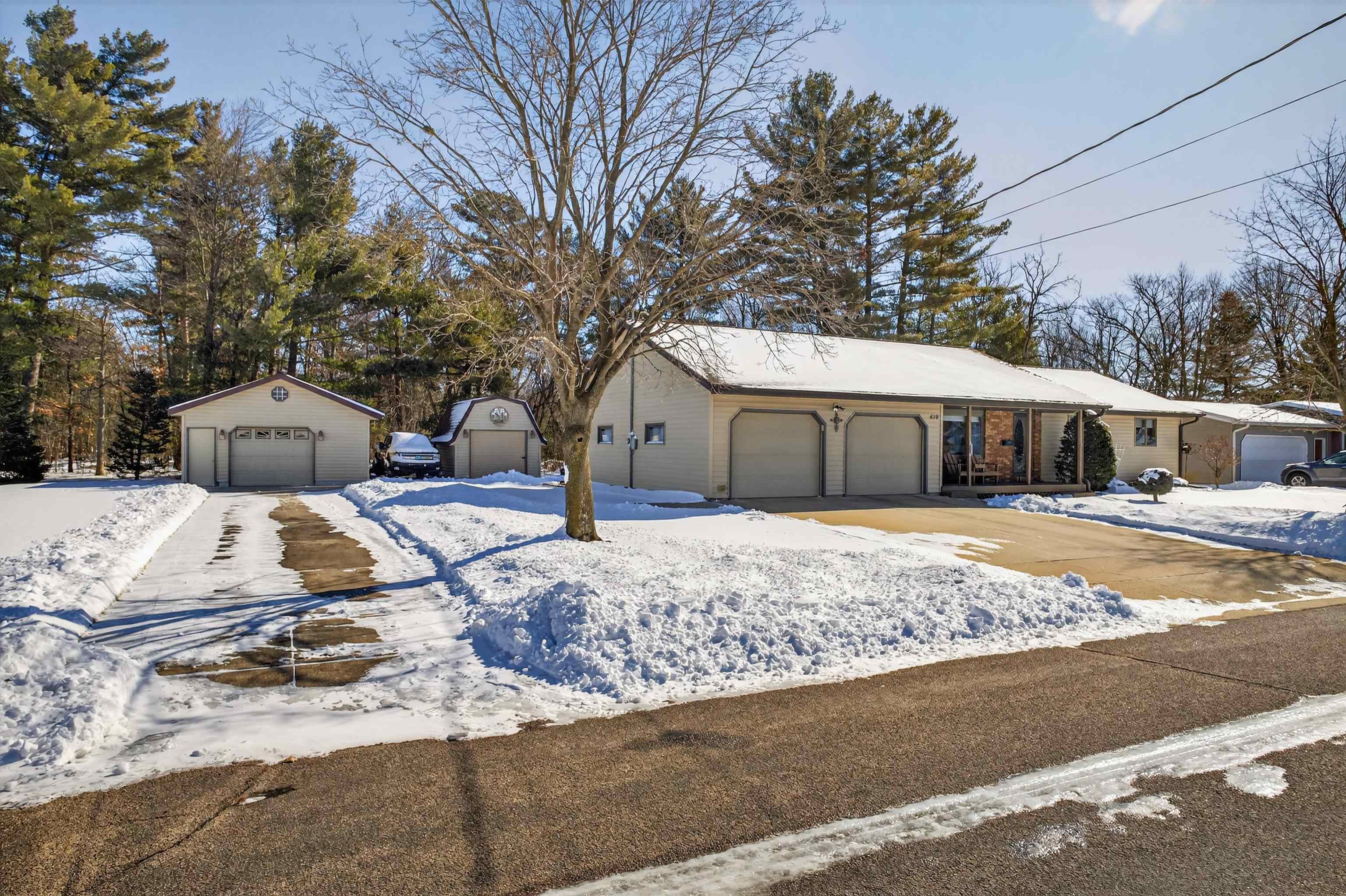 410 20TH STREET NORTH, Wisconsin Rapids, Wisconsin 54494, 3 Bedrooms Bedrooms, ,1 BathroomBathrooms,Residential,For Sale,410 20TH STREET NORTH,22600700