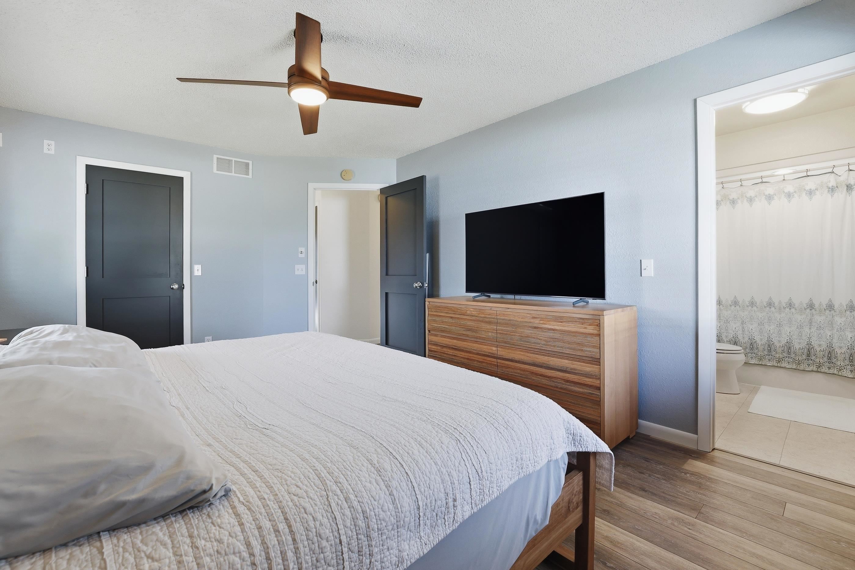 4930 FIELDSTONE DRIVE, Plover, Wisconsin 54467, 4 Bedrooms Bedrooms, ,3 BathroomsBathrooms,Residential,For Sale,4930 FIELDSTONE DRIVE,22600701