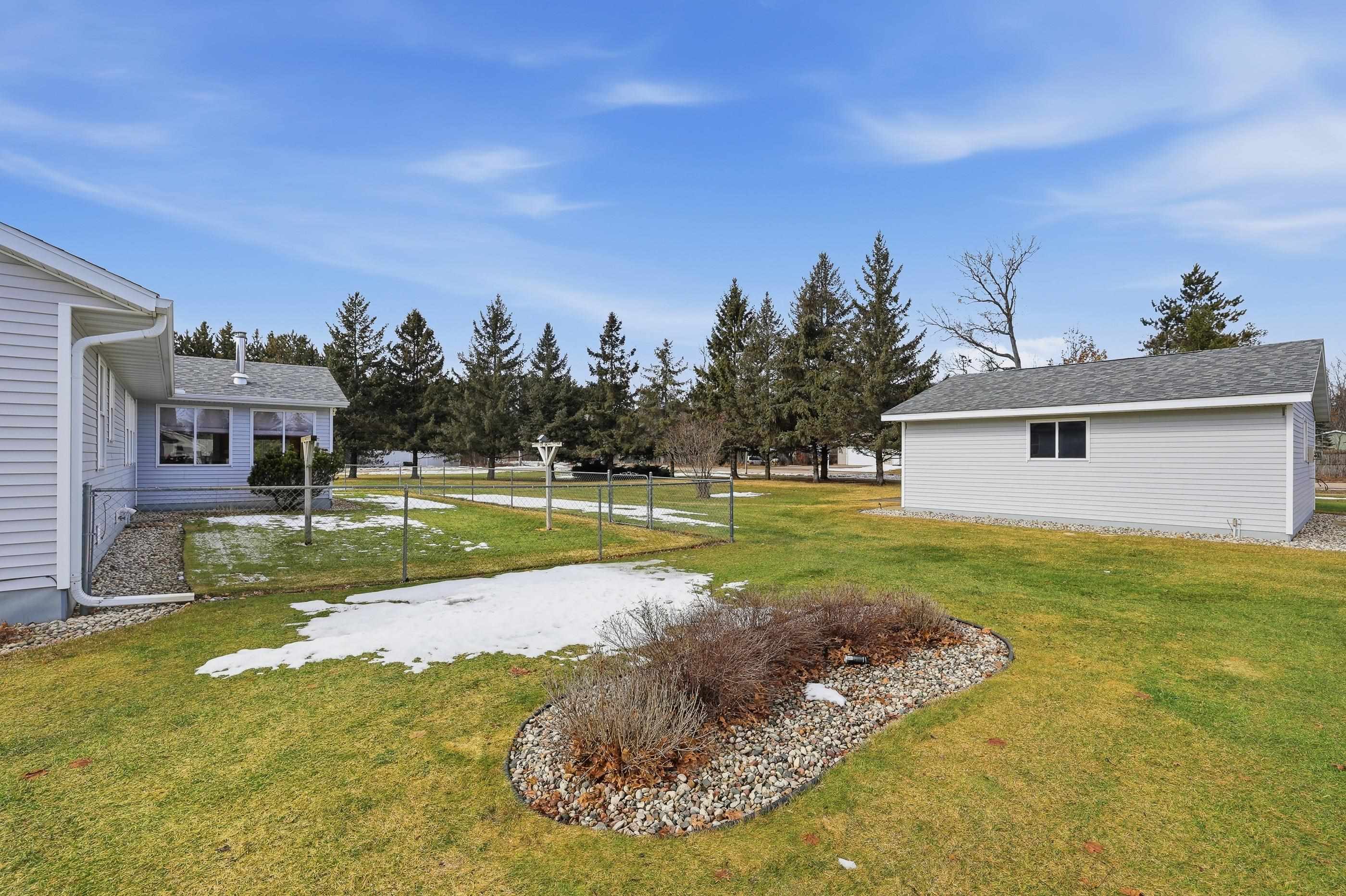 4930 FIELDSTONE DRIVE, Plover, Wisconsin 54467, 4 Bedrooms Bedrooms, ,3 BathroomsBathrooms,Residential,For Sale,4930 FIELDSTONE DRIVE,22600701