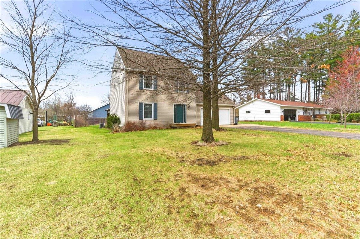 465 SHADY LANE, Wisconsin Rapids, Wisconsin 54494, 3 Bedrooms Bedrooms, ,2 BathroomsBathrooms,Residential,For Sale,465 SHADY LANE,22600702