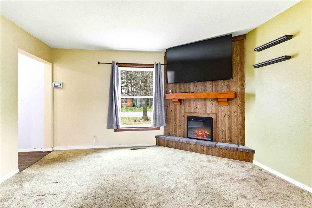 465 SHADY LANE, Wisconsin Rapids, Wisconsin 54494, 3 Bedrooms Bedrooms, ,2 BathroomsBathrooms,Residential,For Sale,465 SHADY LANE,22600702