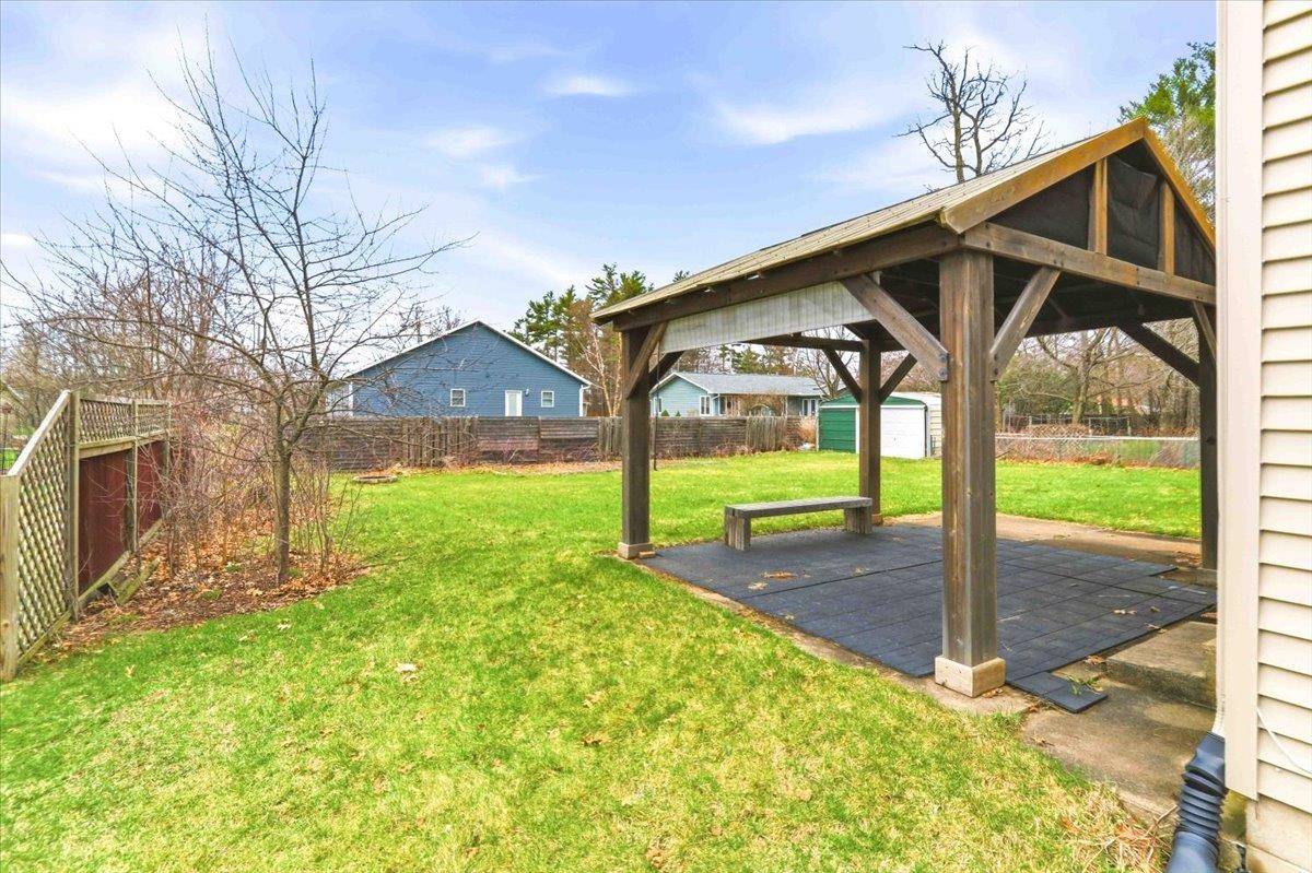 465 SHADY LANE, Wisconsin Rapids, Wisconsin 54494, 3 Bedrooms Bedrooms, ,2 BathroomsBathrooms,Residential,For Sale,465 SHADY LANE,22600702
