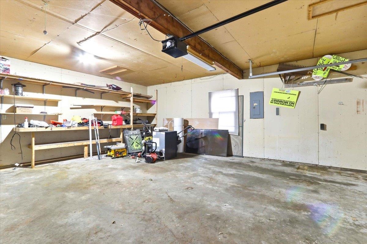 465 SHADY LANE, Wisconsin Rapids, Wisconsin 54494, 3 Bedrooms Bedrooms, ,2 BathroomsBathrooms,Residential,For Sale,465 SHADY LANE,22600702