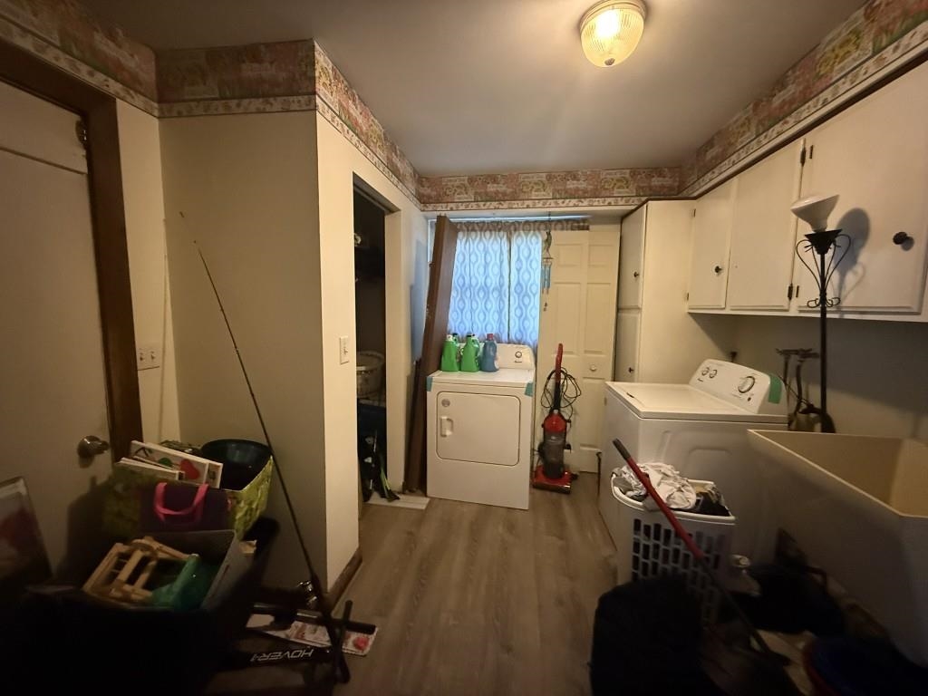 402 5TH STREET, Mosinee, Wisconsin 54455, 3 Bedrooms Bedrooms, ,2 BathroomsBathrooms,Multi-family,For Sale,402 5TH STREET,22600704