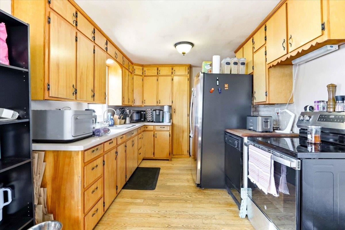 321 6TH STREET SOUTH, Wisconsin Rapids, Wisconsin 54494, 4 Bedrooms Bedrooms, ,1 BathroomBathrooms,Residential,For Sale,321 6TH STREET SOUTH,22600708