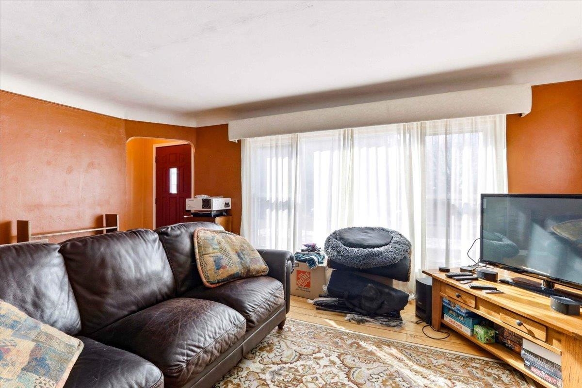 321 6TH STREET SOUTH, Wisconsin Rapids, Wisconsin 54494, 4 Bedrooms Bedrooms, ,1 BathroomBathrooms,Residential,For Sale,321 6TH STREET SOUTH,22600708