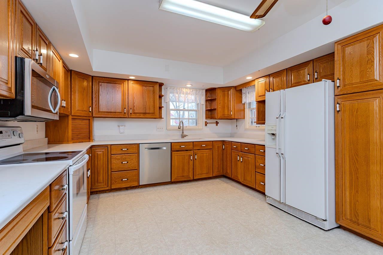 711 N 10TH STREET, Wausau, Wisconsin 54403, 4 Bedrooms Bedrooms, ,3 BathroomsBathrooms,Residential,For Sale,711 N 10TH STREET,22600709