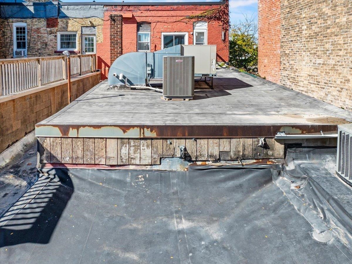 107 S CENTRAL AVENUE, Marshfield, Wisconsin 54449, ,Commercial/industrial,For Sale,107 S CENTRAL AVENUE,22600710