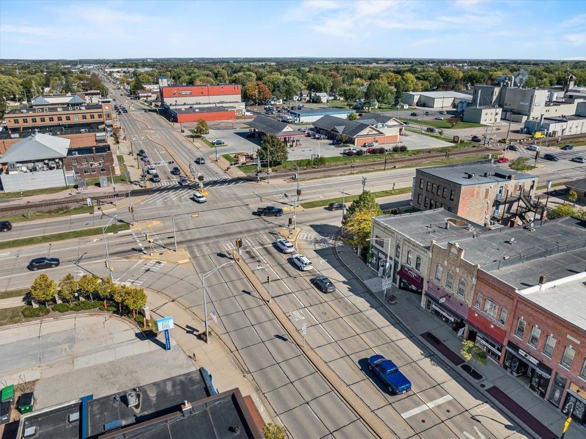 107 S CENTRAL AVENUE, Marshfield, Wisconsin 54449, ,Commercial/industrial,For Sale,107 S CENTRAL AVENUE,22600710