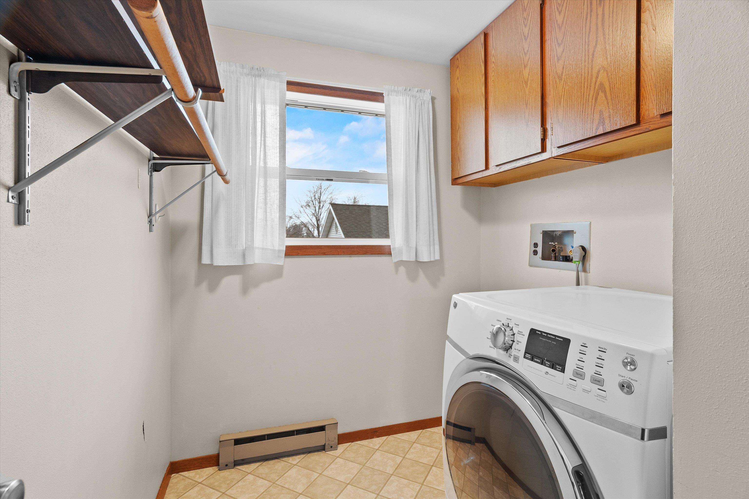 508 HEMLOCK STREET, Marathon, Wisconsin 54448, 2 Bedrooms Bedrooms, ,1 BathroomBathrooms,Residential,For Sale,508 HEMLOCK STREET,22600712