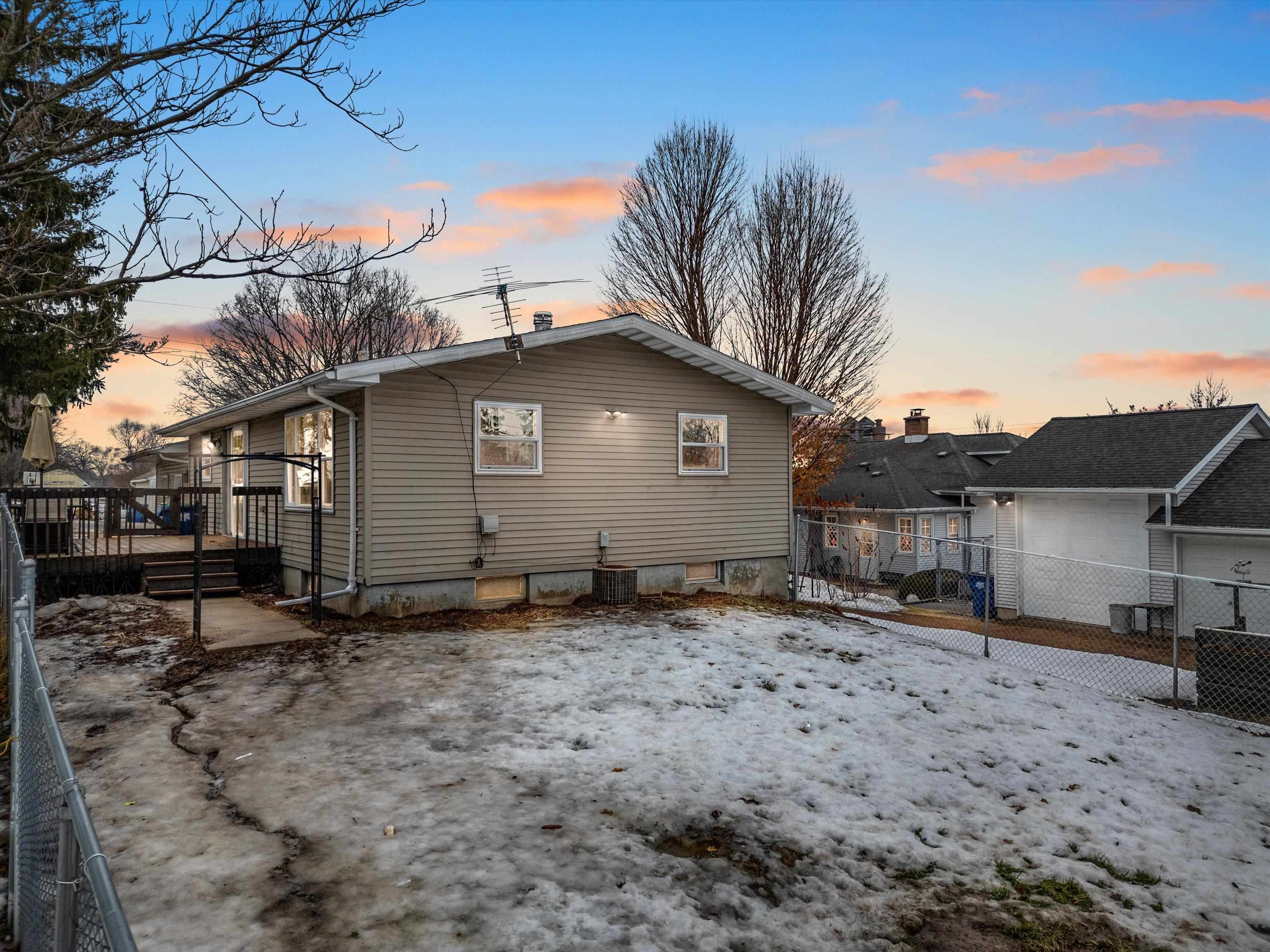 508 HEMLOCK STREET, Marathon, Wisconsin 54448, 2 Bedrooms Bedrooms, ,1 BathroomBathrooms,Residential,For Sale,508 HEMLOCK STREET,22600712