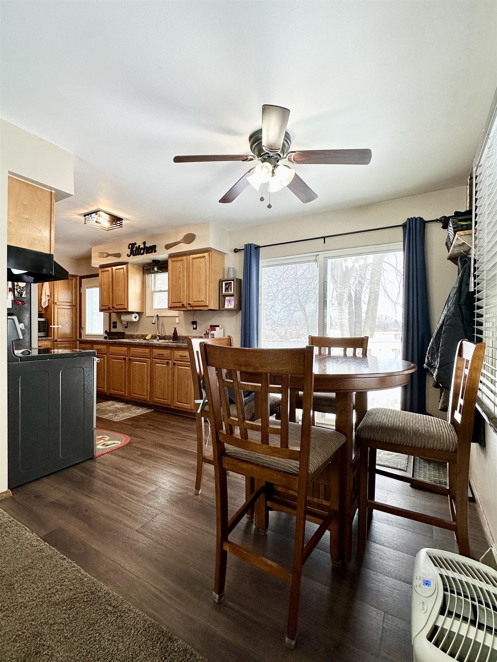 1727 N SUPERIOR STREET, Antigo, Wisconsin 54409, 3 Bedrooms Bedrooms, ,2 BathroomsBathrooms,Residential,For Sale,1727 N SUPERIOR STREET,22600716