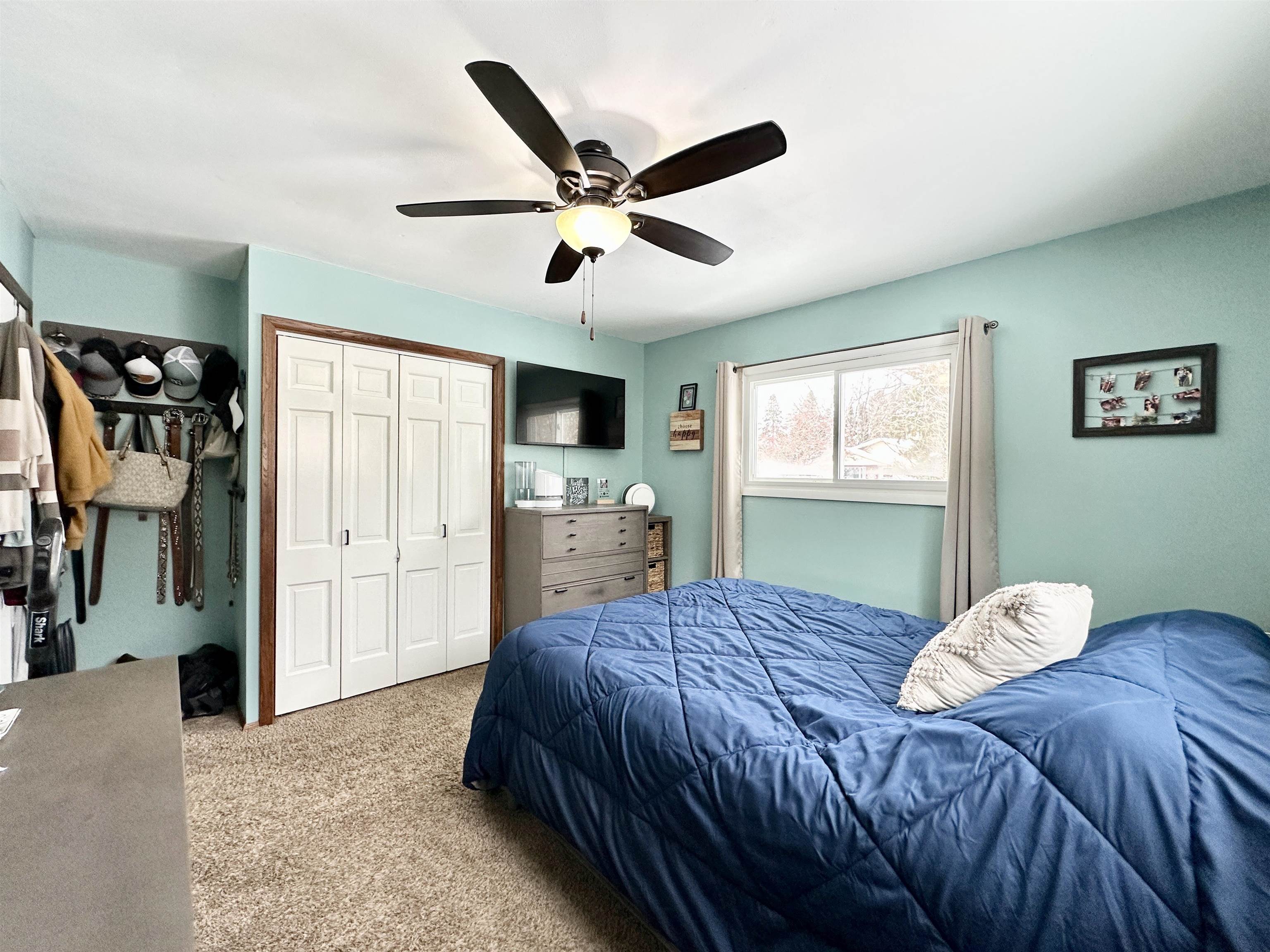 1727 N SUPERIOR STREET, Antigo, Wisconsin 54409, 3 Bedrooms Bedrooms, ,2 BathroomsBathrooms,Residential,For Sale,1727 N SUPERIOR STREET,22600716