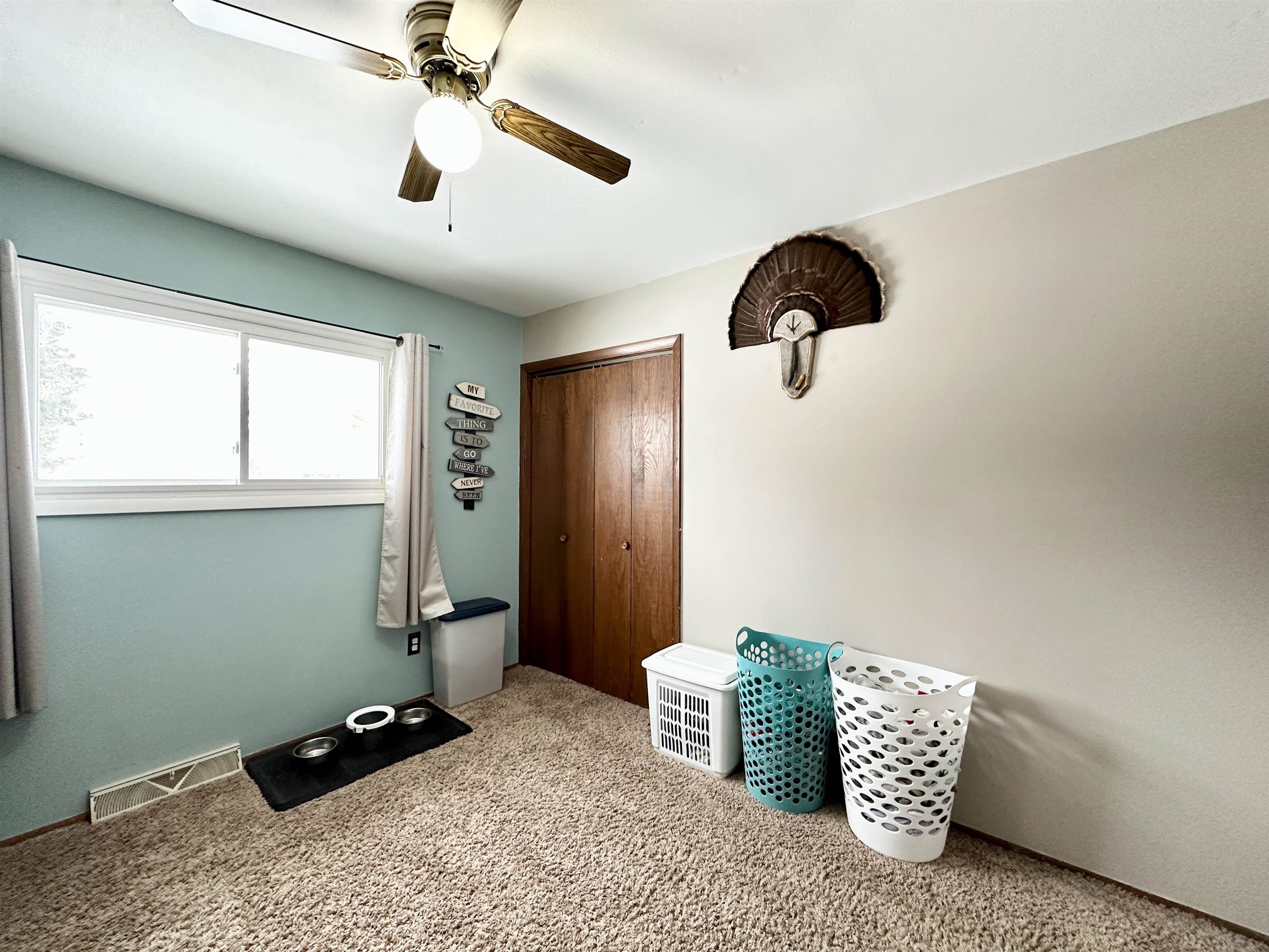 1727 N SUPERIOR STREET, Antigo, Wisconsin 54409, 3 Bedrooms Bedrooms, ,2 BathroomsBathrooms,Residential,For Sale,1727 N SUPERIOR STREET,22600716