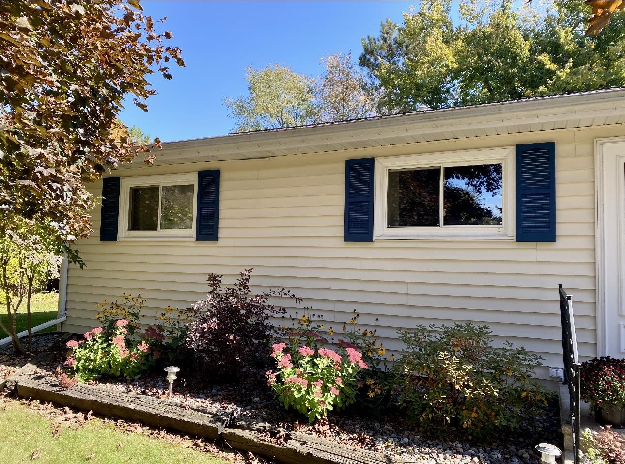 1727 N SUPERIOR STREET, Antigo, Wisconsin 54409, 3 Bedrooms Bedrooms, ,2 BathroomsBathrooms,Residential,For Sale,1727 N SUPERIOR STREET,22600716